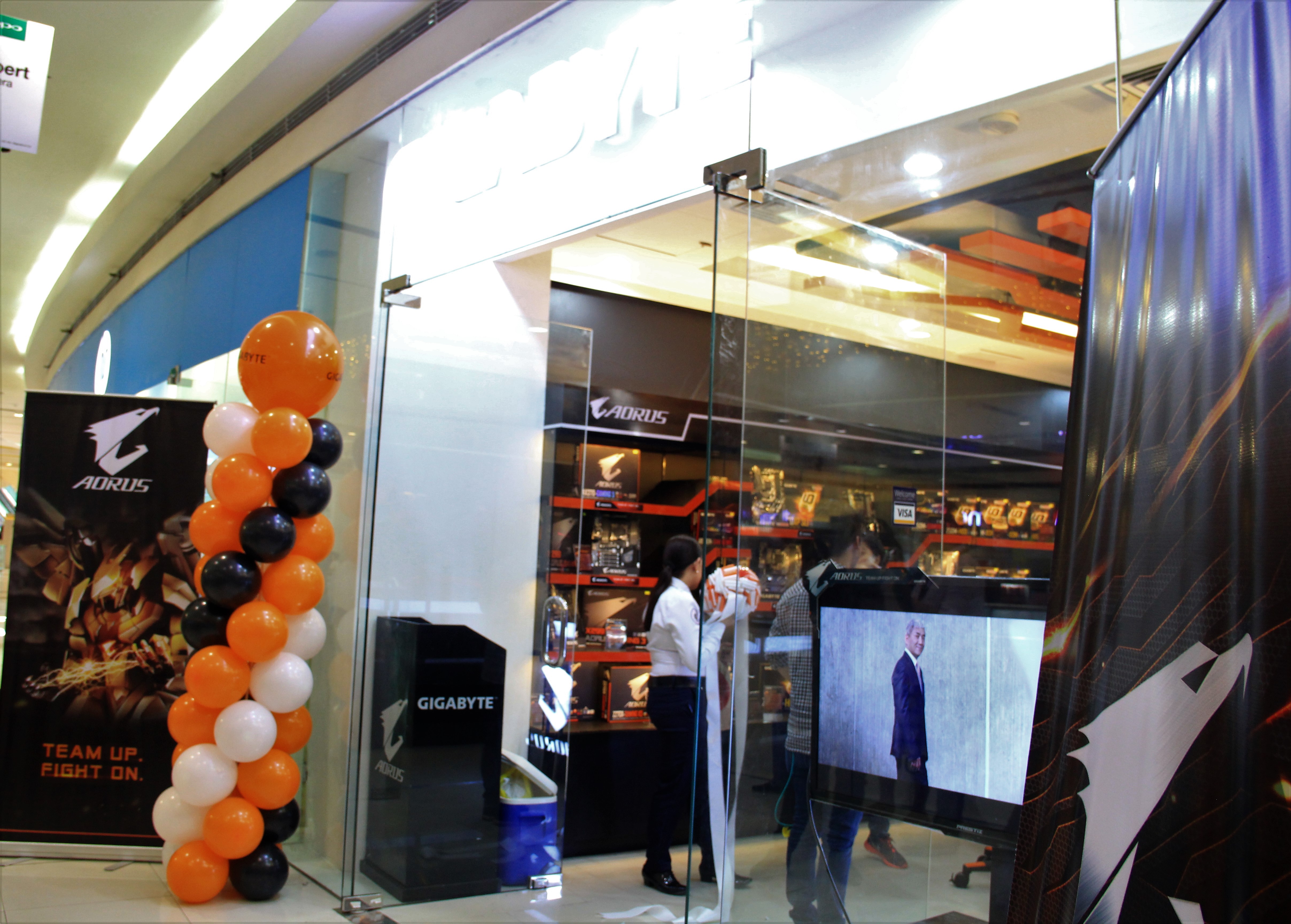 Gigabyte opens its first-ever concept store in PH at SM City North ...