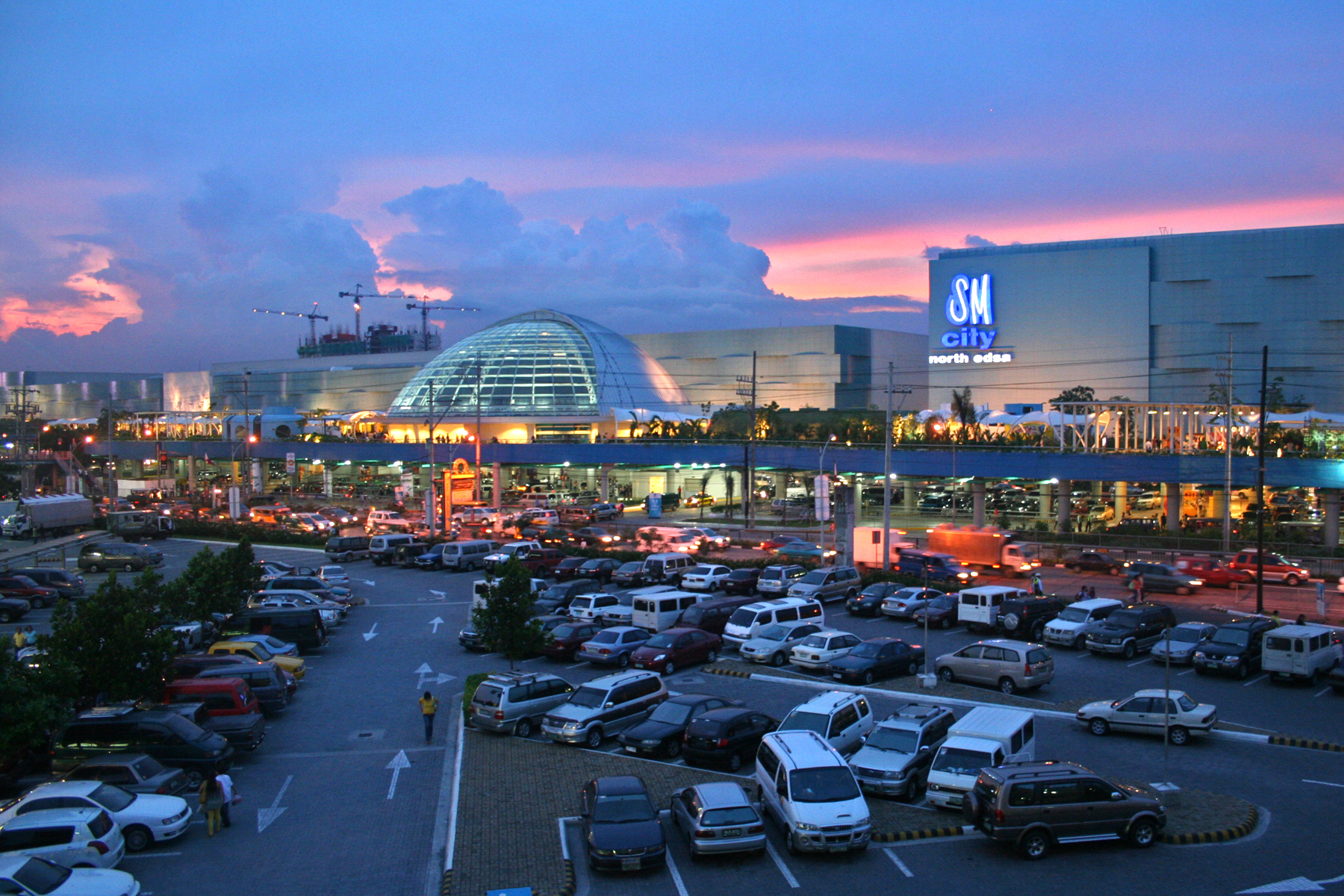 SM City North EDSA - Shopping Mall in Metro Manila - Thousand Wonders