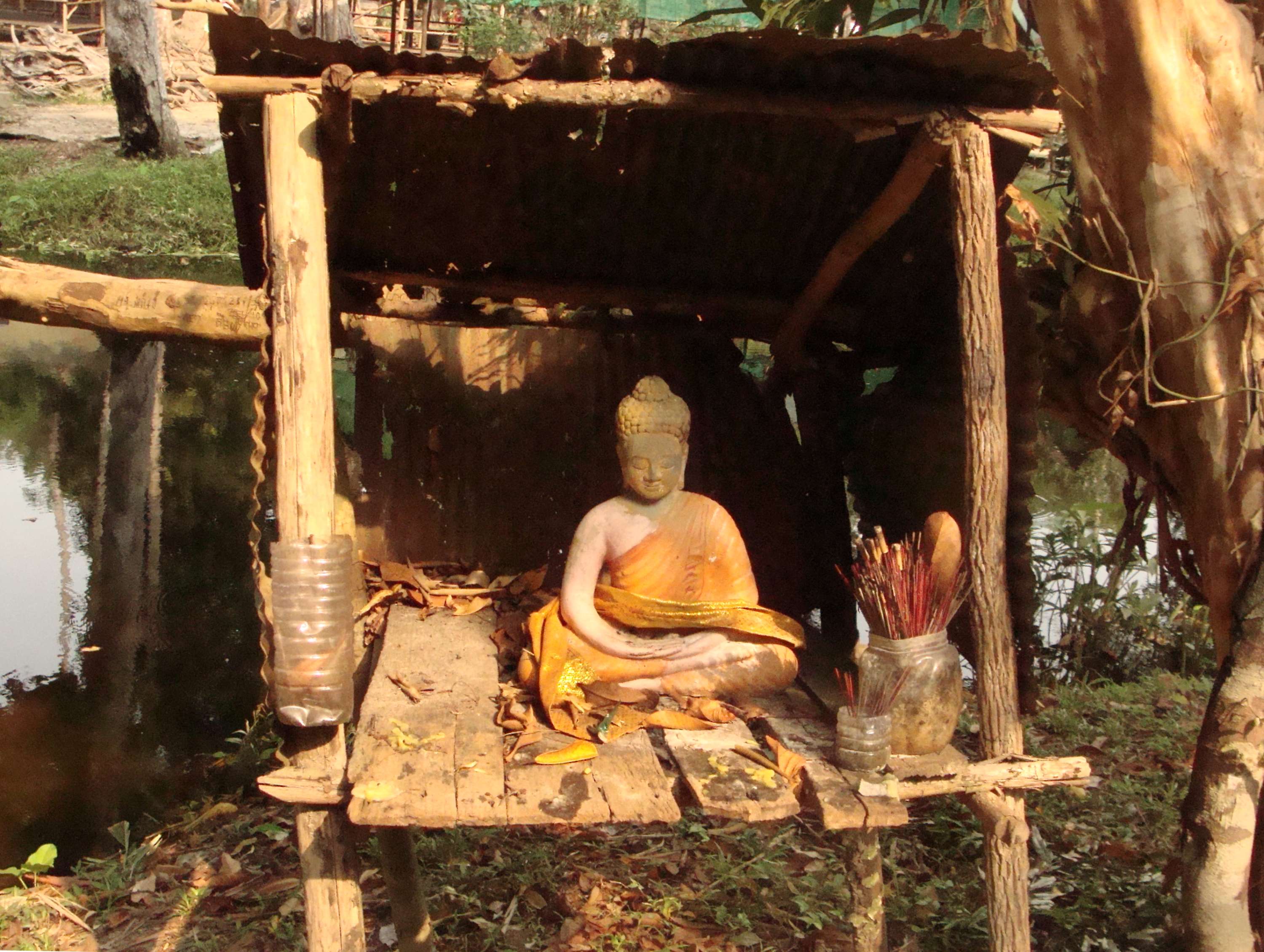 Khmer Buddhist Shrine | Intrepid Philosopher Photography