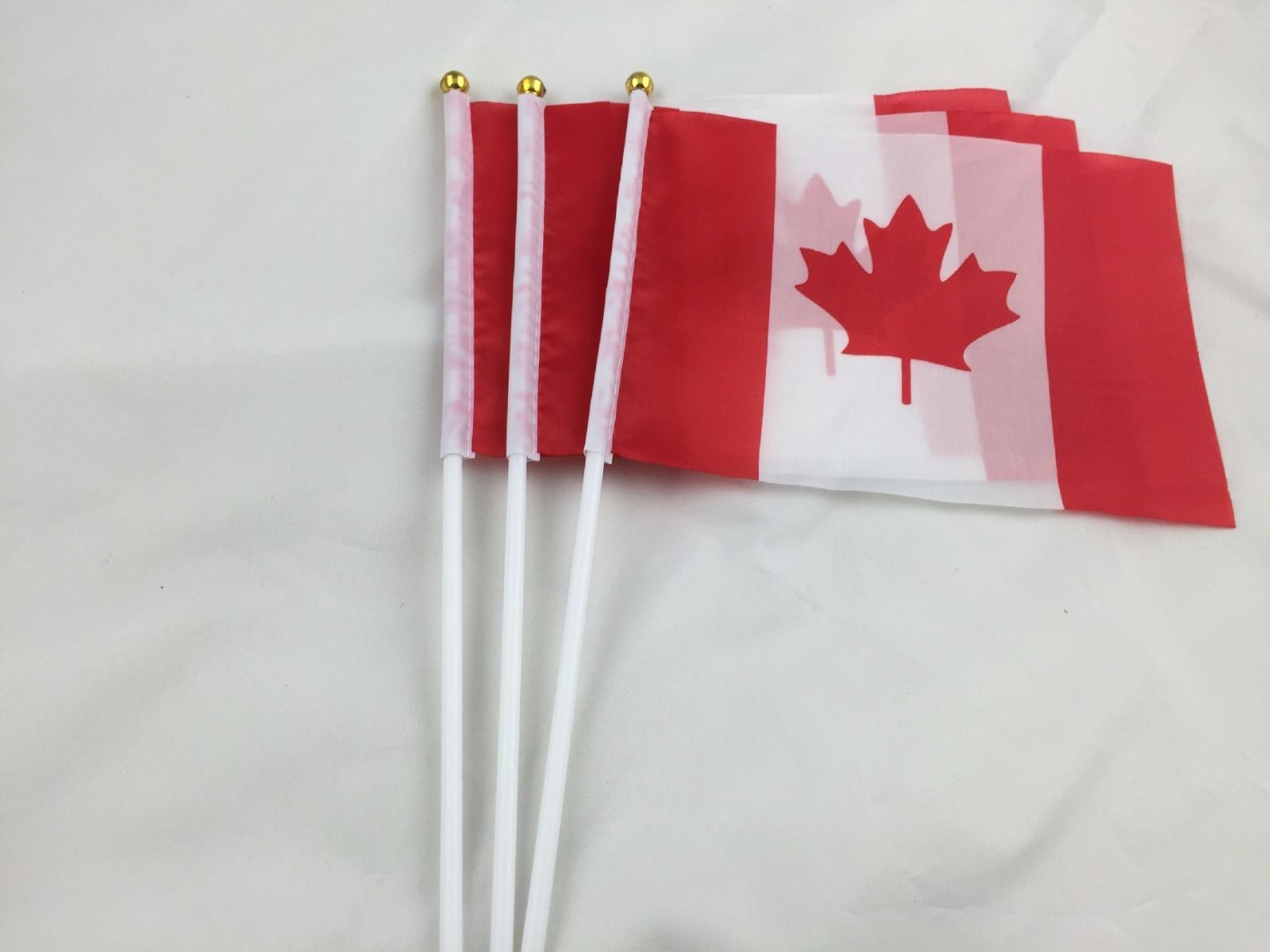 10pcs Cananda Map Leaf Held Stick Small Flags Hand Table Flag ...
