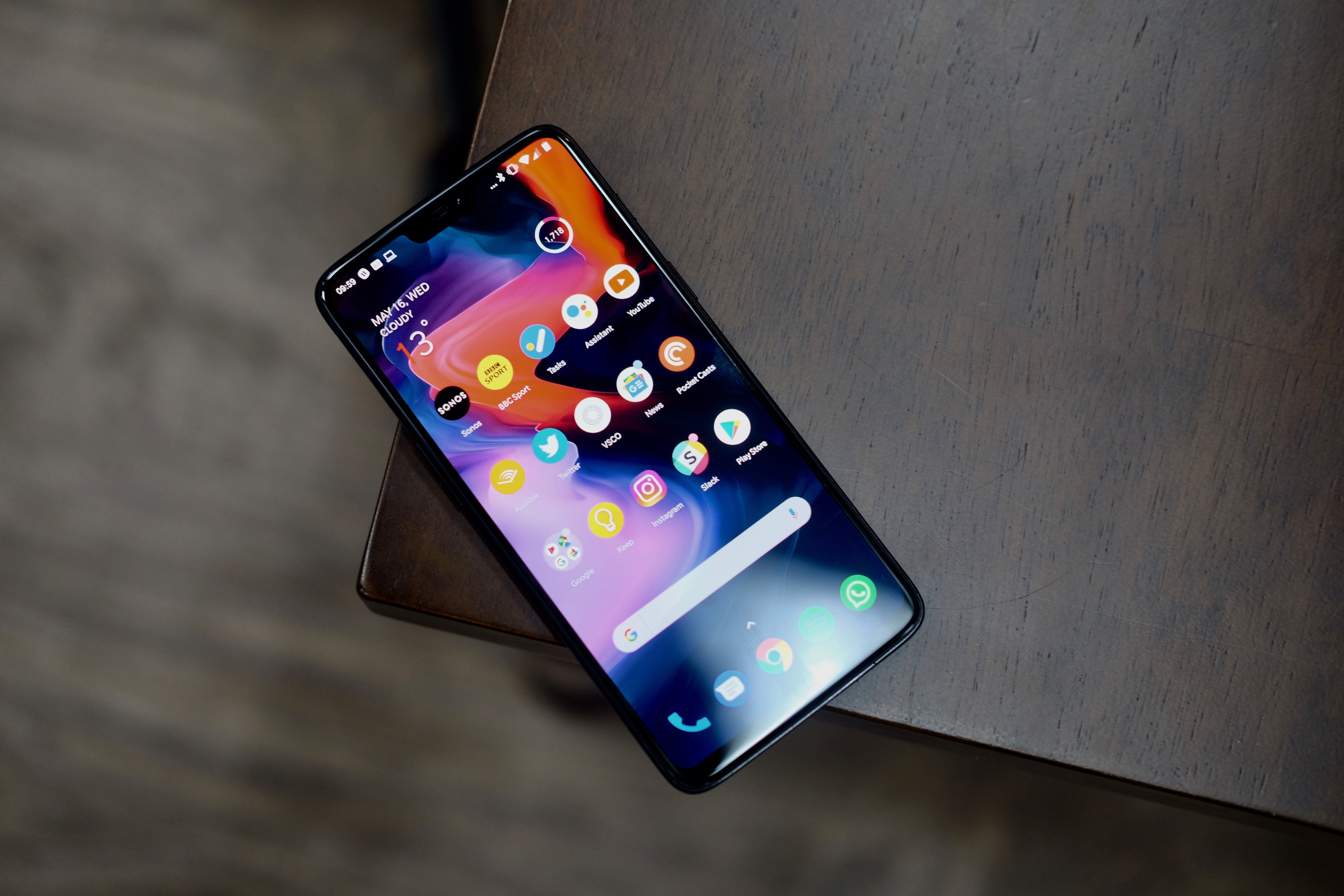 OnePlus 6 vs Huawei P20 Pro: Android's latest flagships square off ...