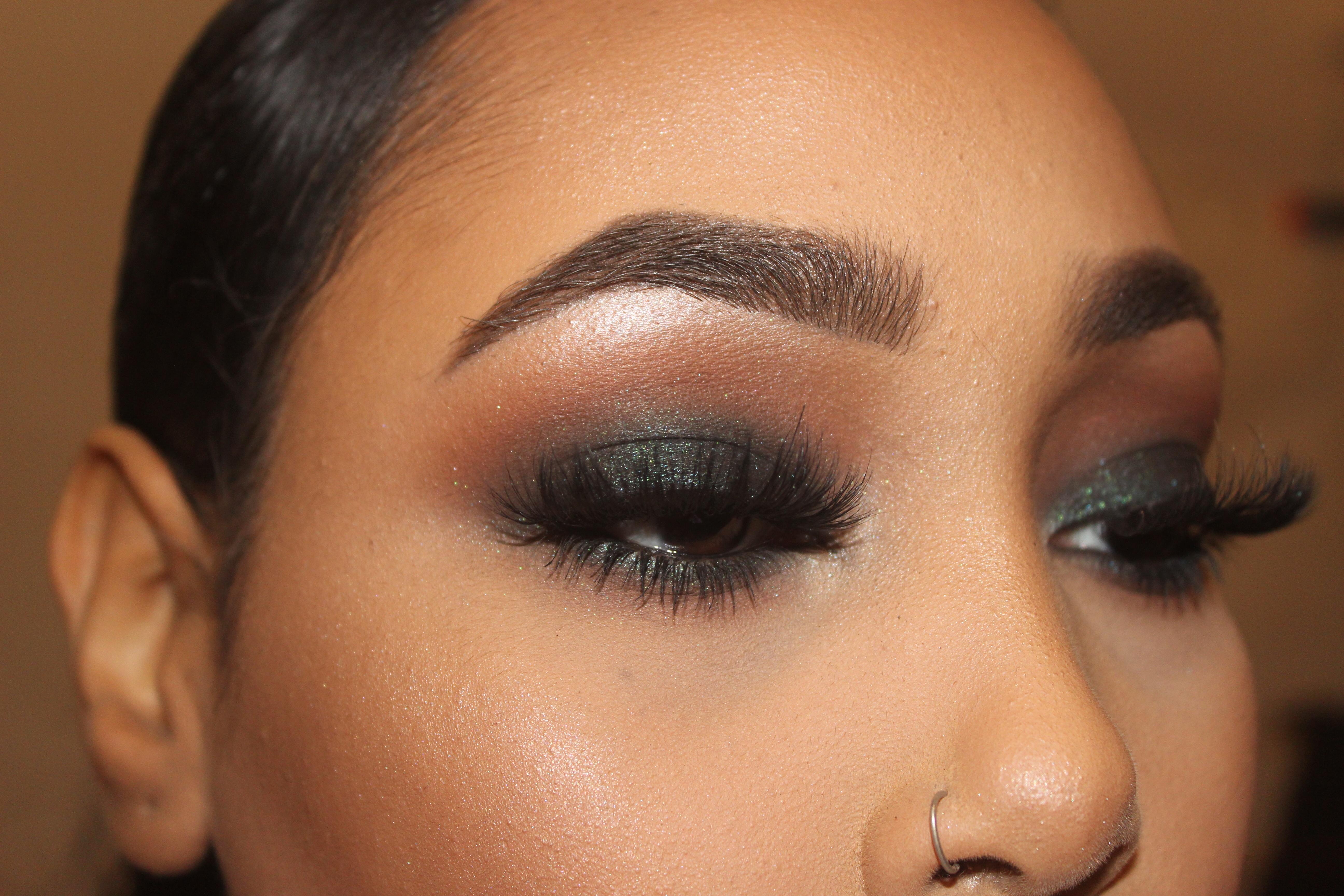 Shimmery green smokey eye : MakeupAddiction