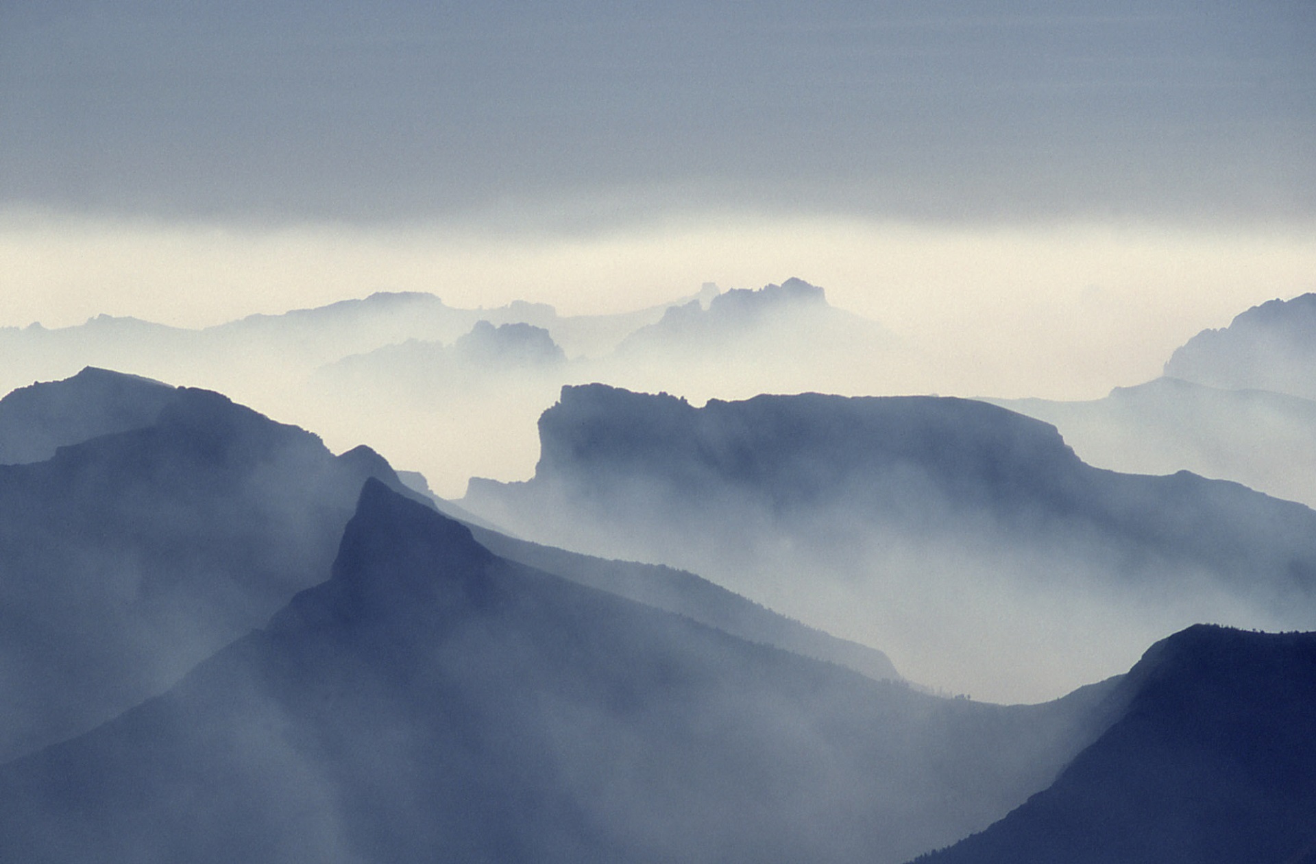Smoky mountains photo
