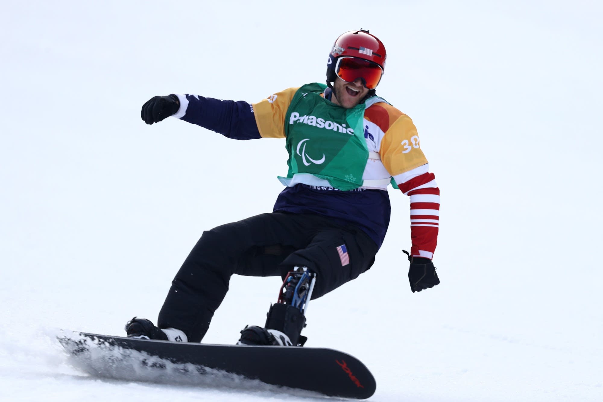 Minnesota snowboarder Mike Schultz wins gold at Paralympics ...