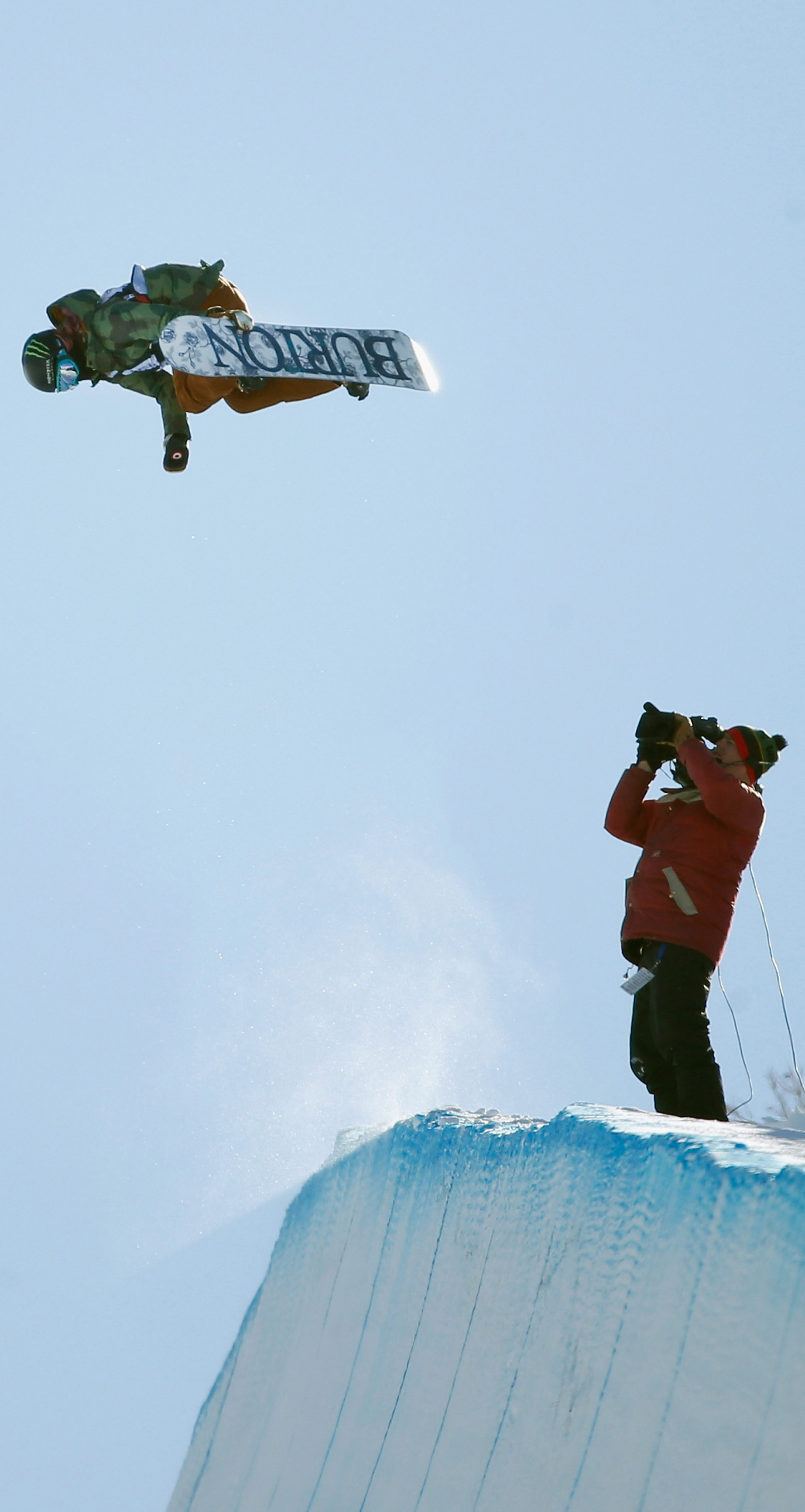 Chloe Kim: America's 17-year-old snowboarding sensation - CNN
