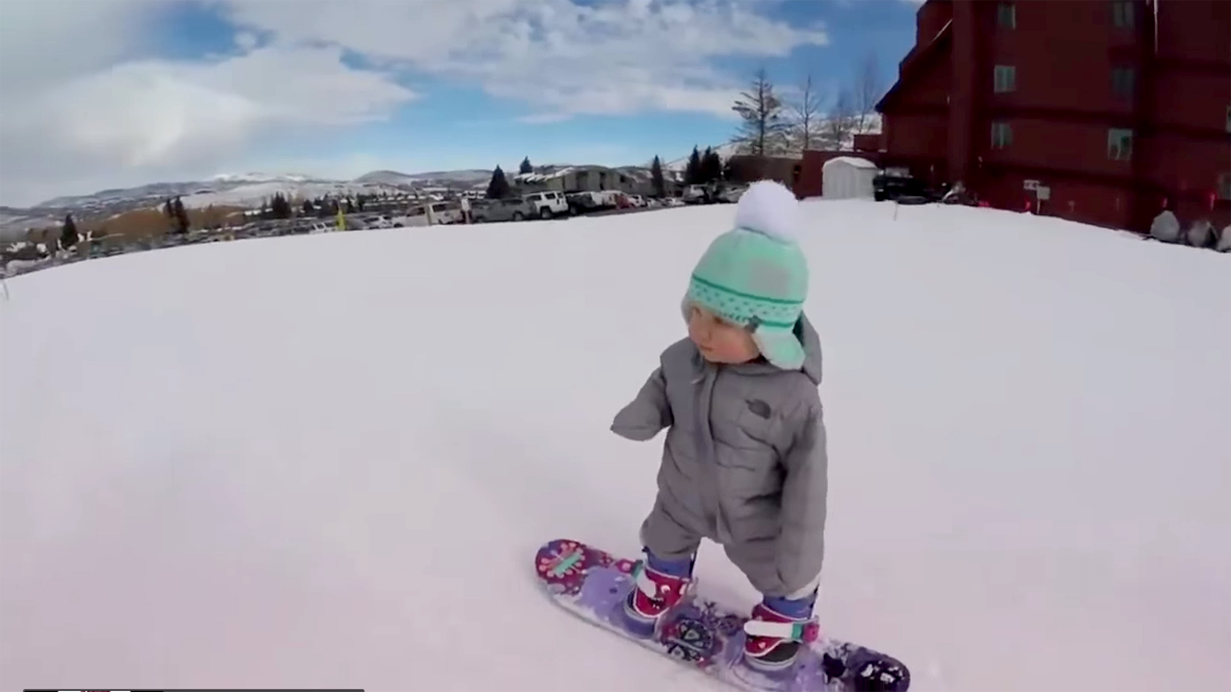 1-year-old snowboarder, Sloan Henderson, 'cruises' slopes in ...