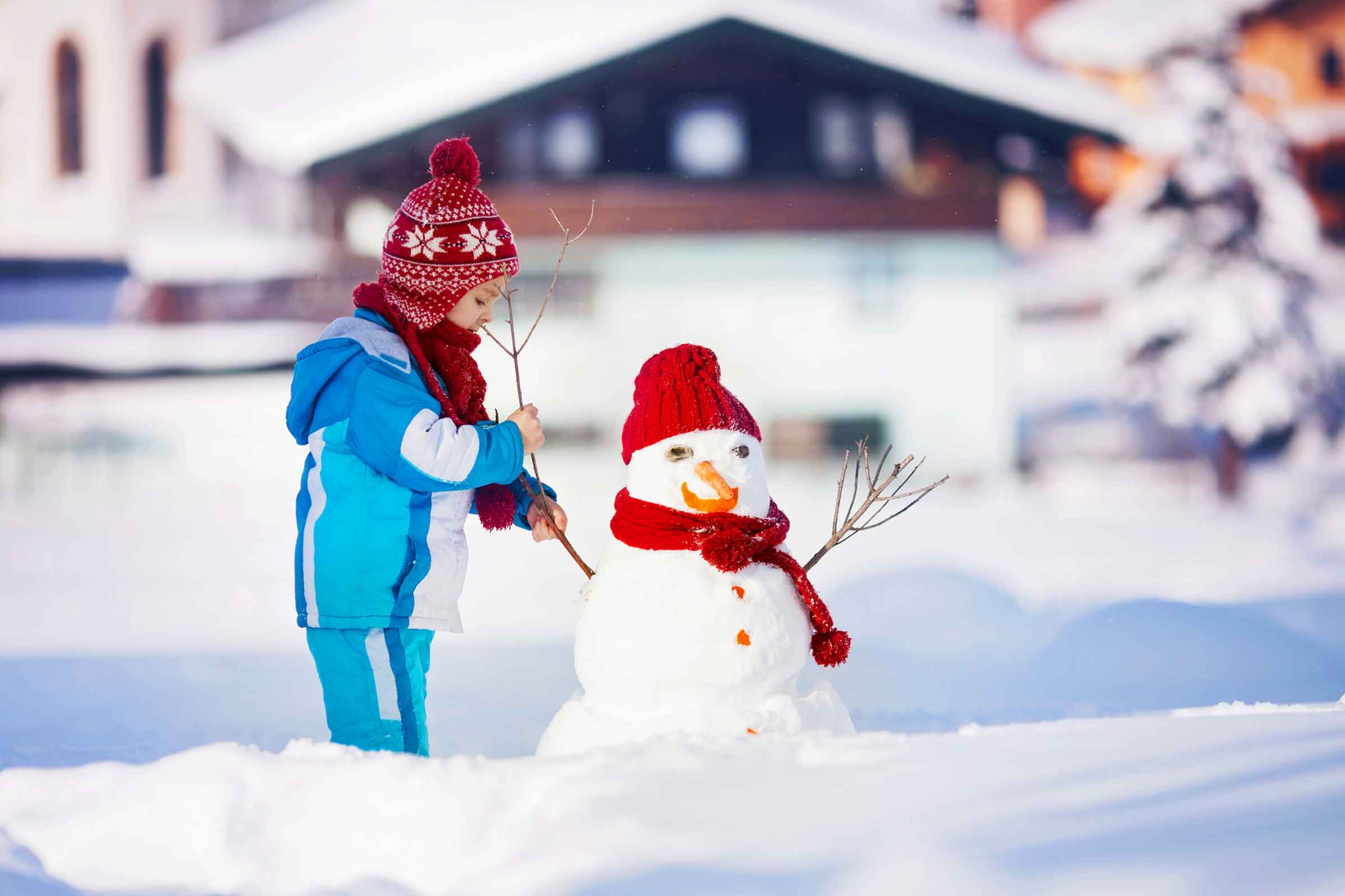 How to Build the Perfect Snowman: 6 Tips | Reader's Digest