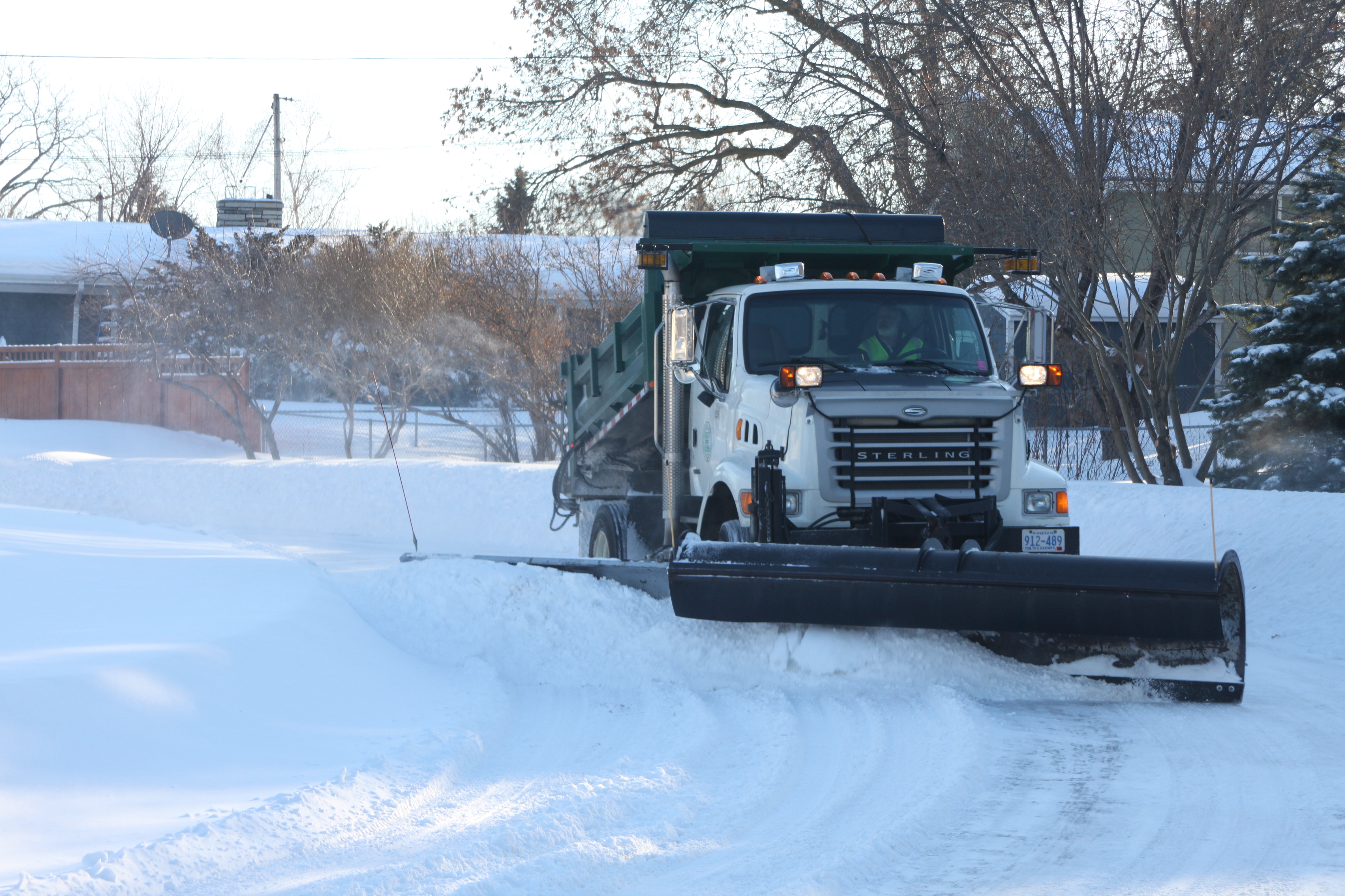 File:Urban Winter Service Vehicle with Snowplow and Wing 1.JPG ...