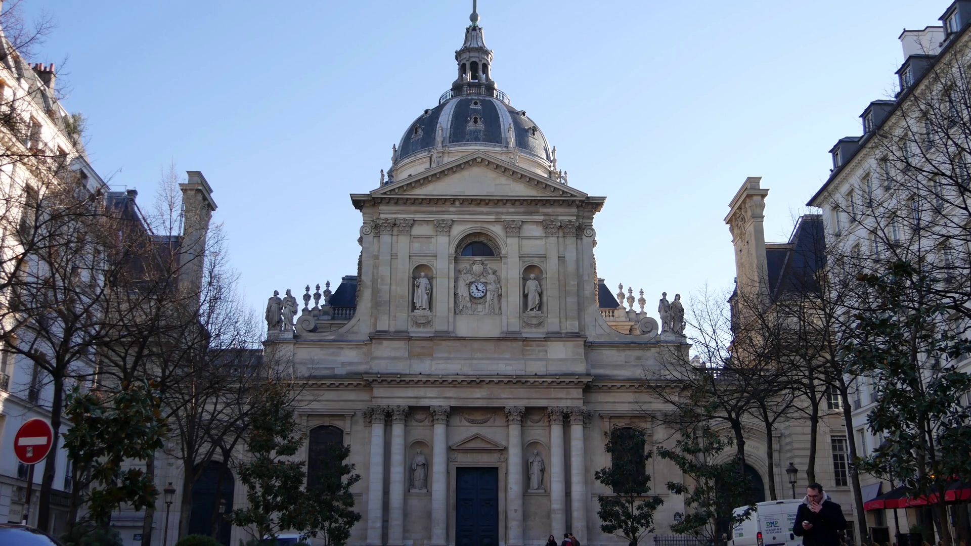 editorial-PARIS, FRANCE - DECEMBER 14, 2016: View of Sorbonne ...