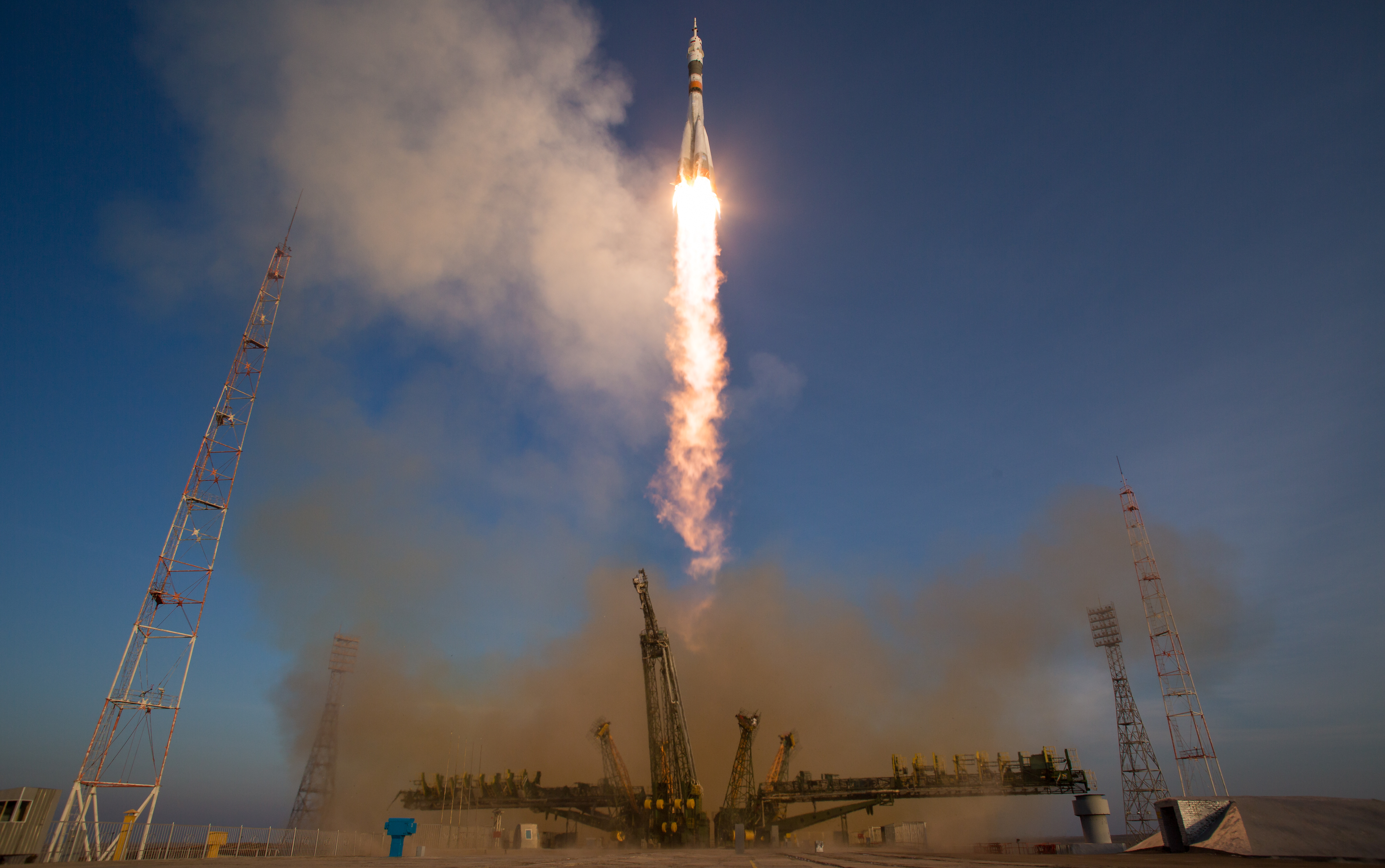 Expedition 46 Soyuz Liftoff | NASA