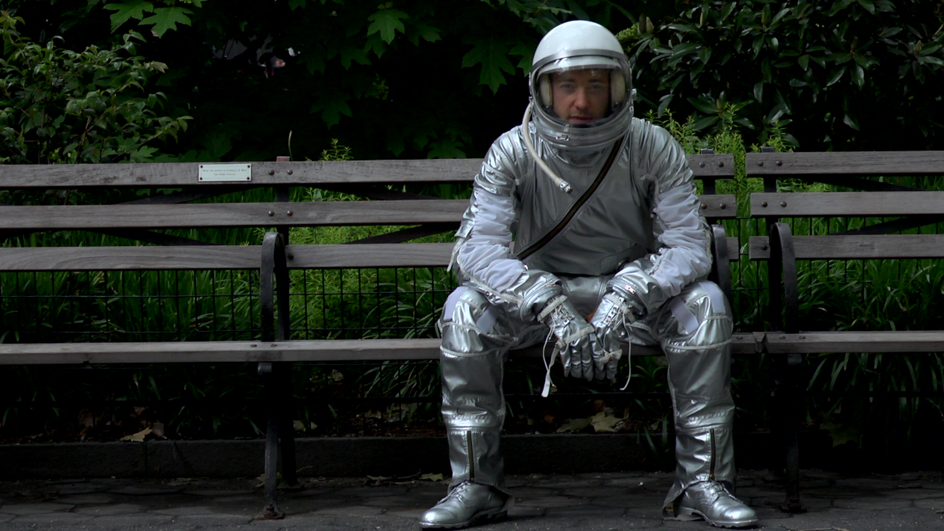 Motherboard TV: Spaced Out: The Artstronaut - Motherboard