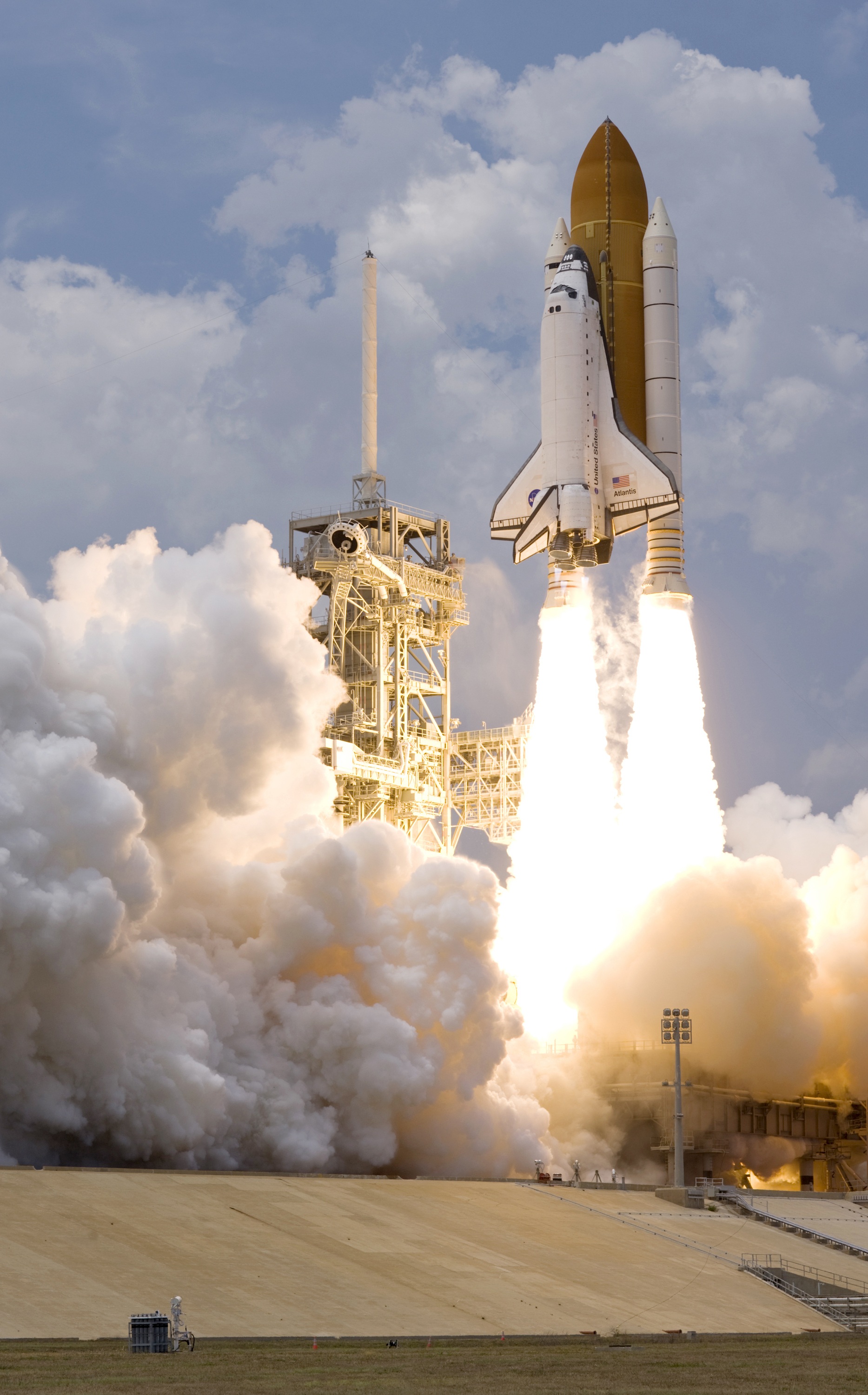 Space shuttle liftoff photo