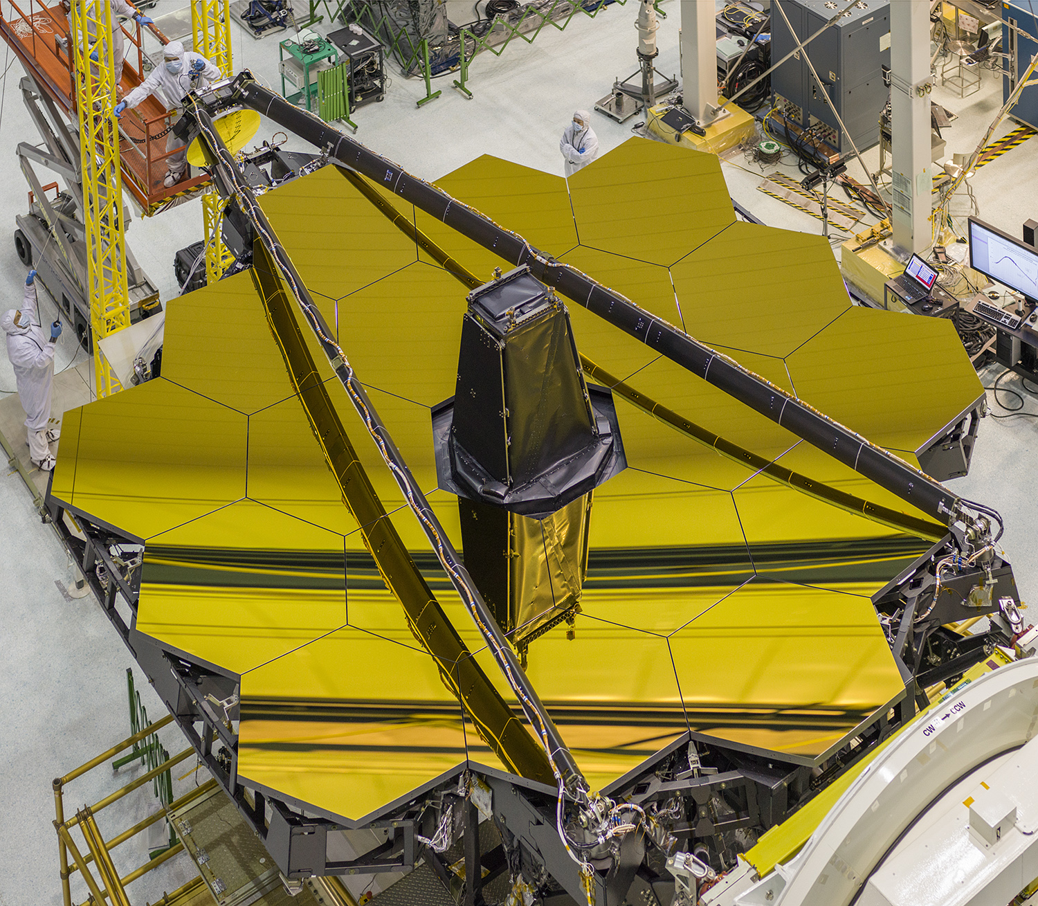 James Webb Space Telescope's Golden Mirror | NASA