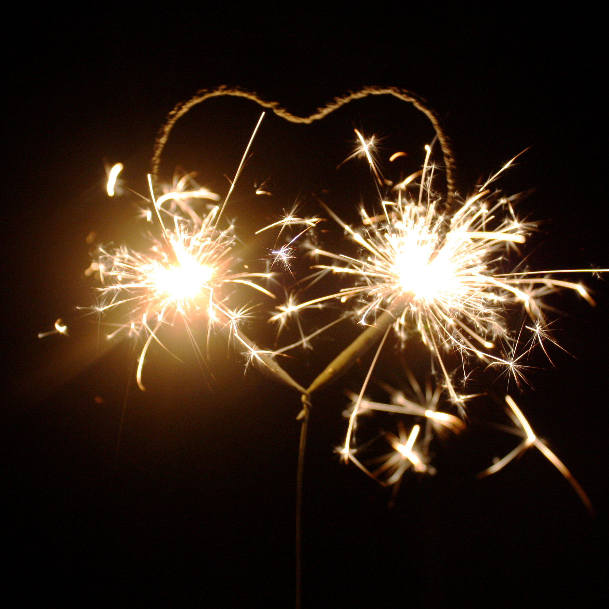 Heart Sparklers – Heart Shaped Sparklers for Weddings! – Superior ...