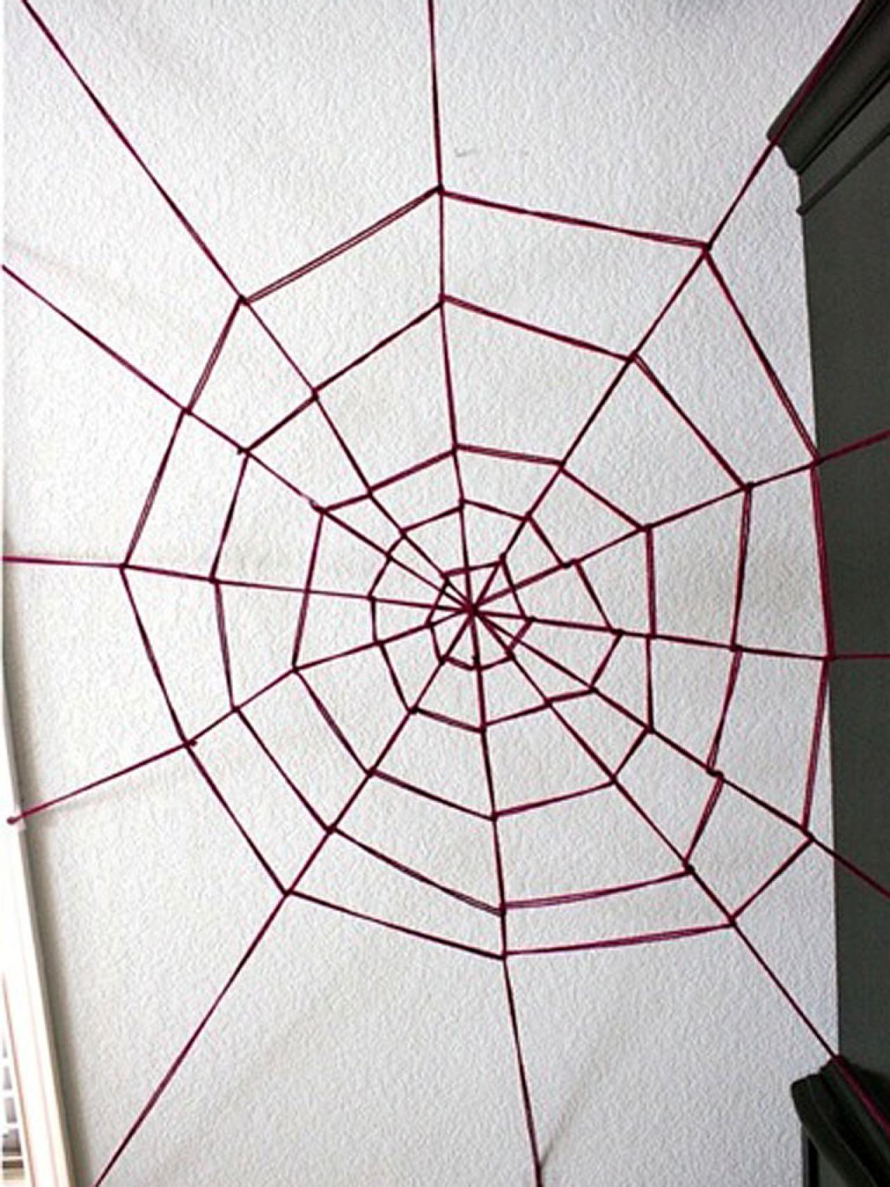 Giant Yarn Spider Web | HGTV