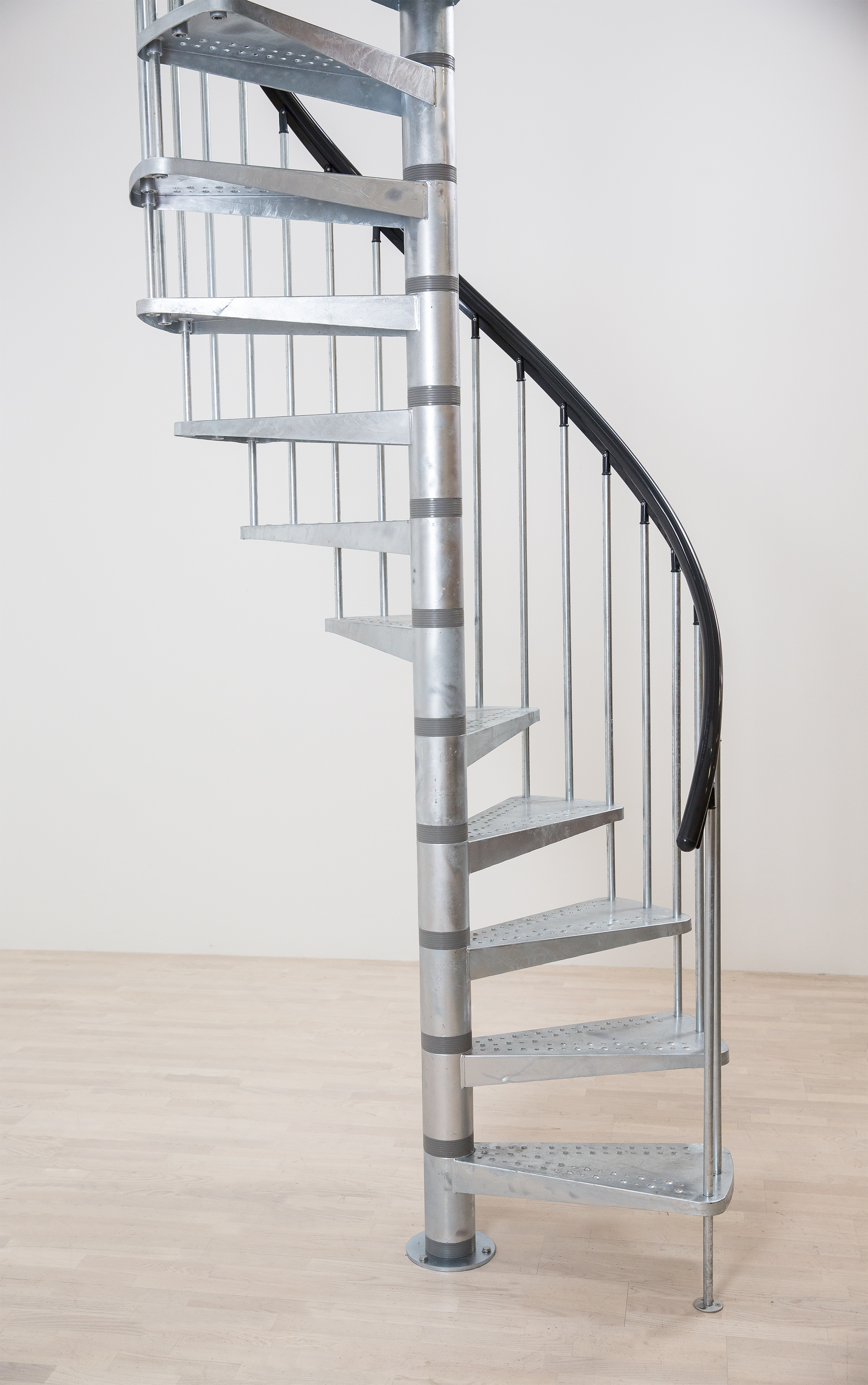 Toronto Spiral Staircase Kit | Dolle USA