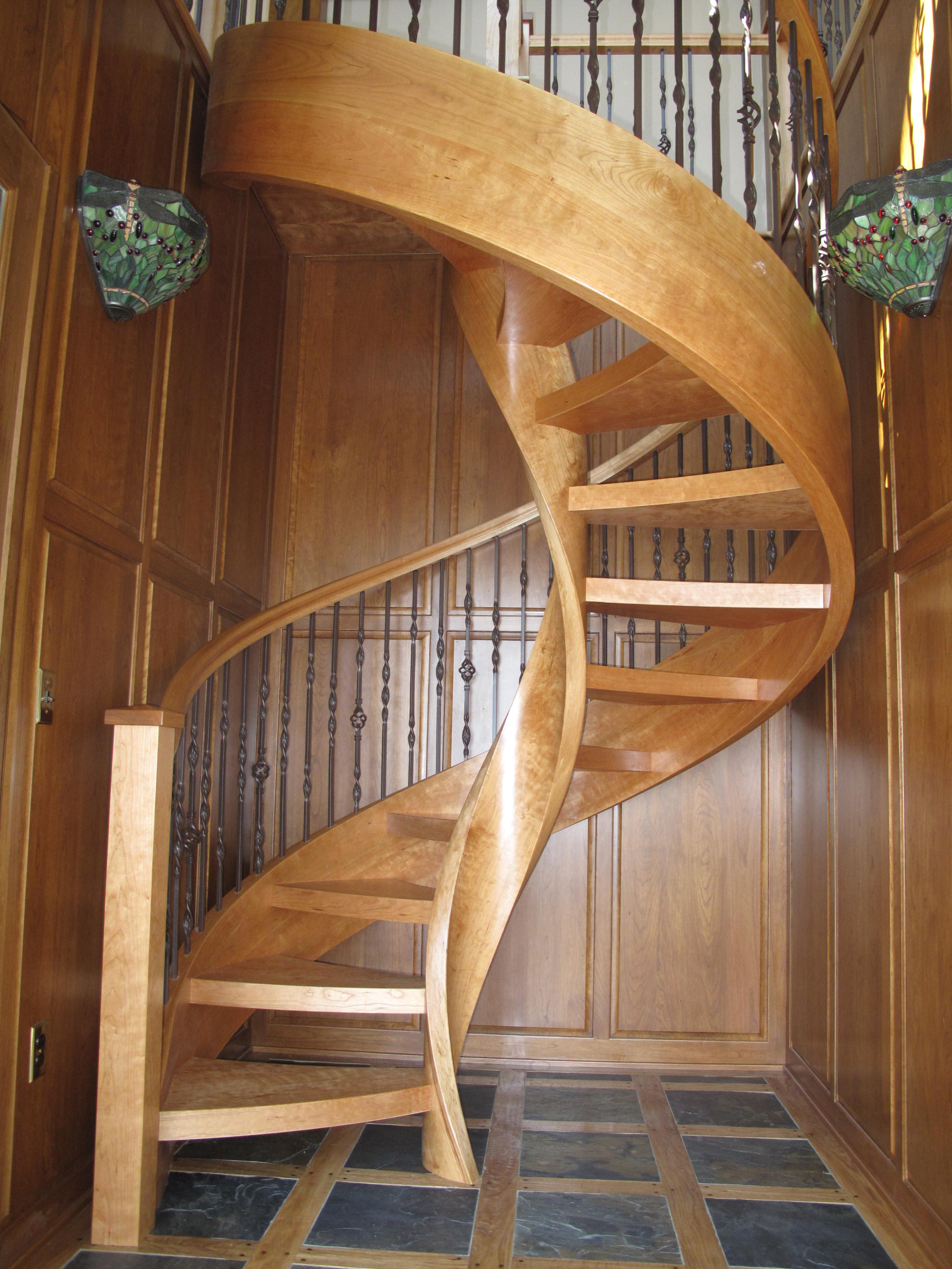 Brown Polished Wooden Spiral Staircase With Wooden Handrail And ...