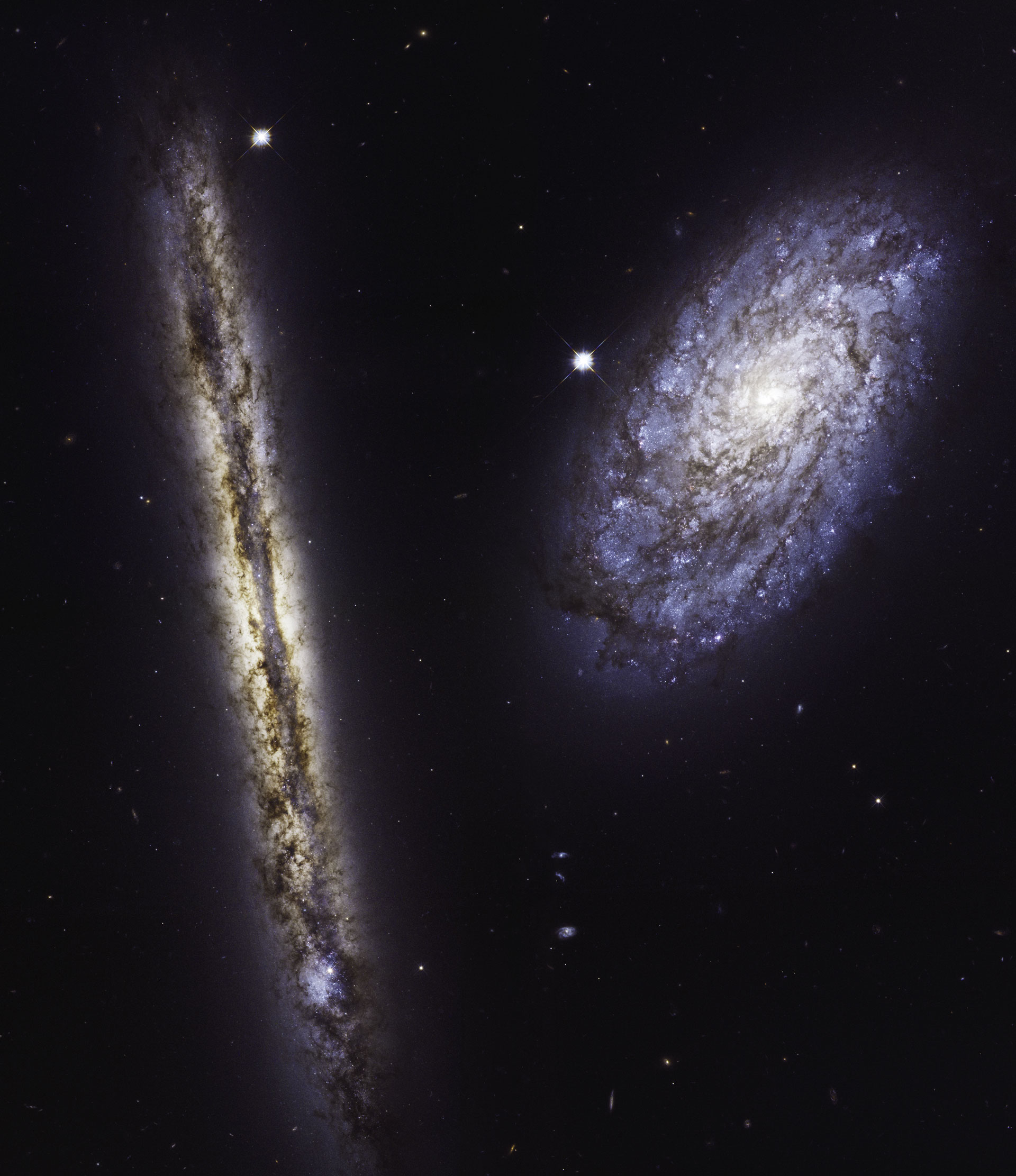Hubble's Celebrates 27th Anniversary with Image of Spiral Galaxies ...