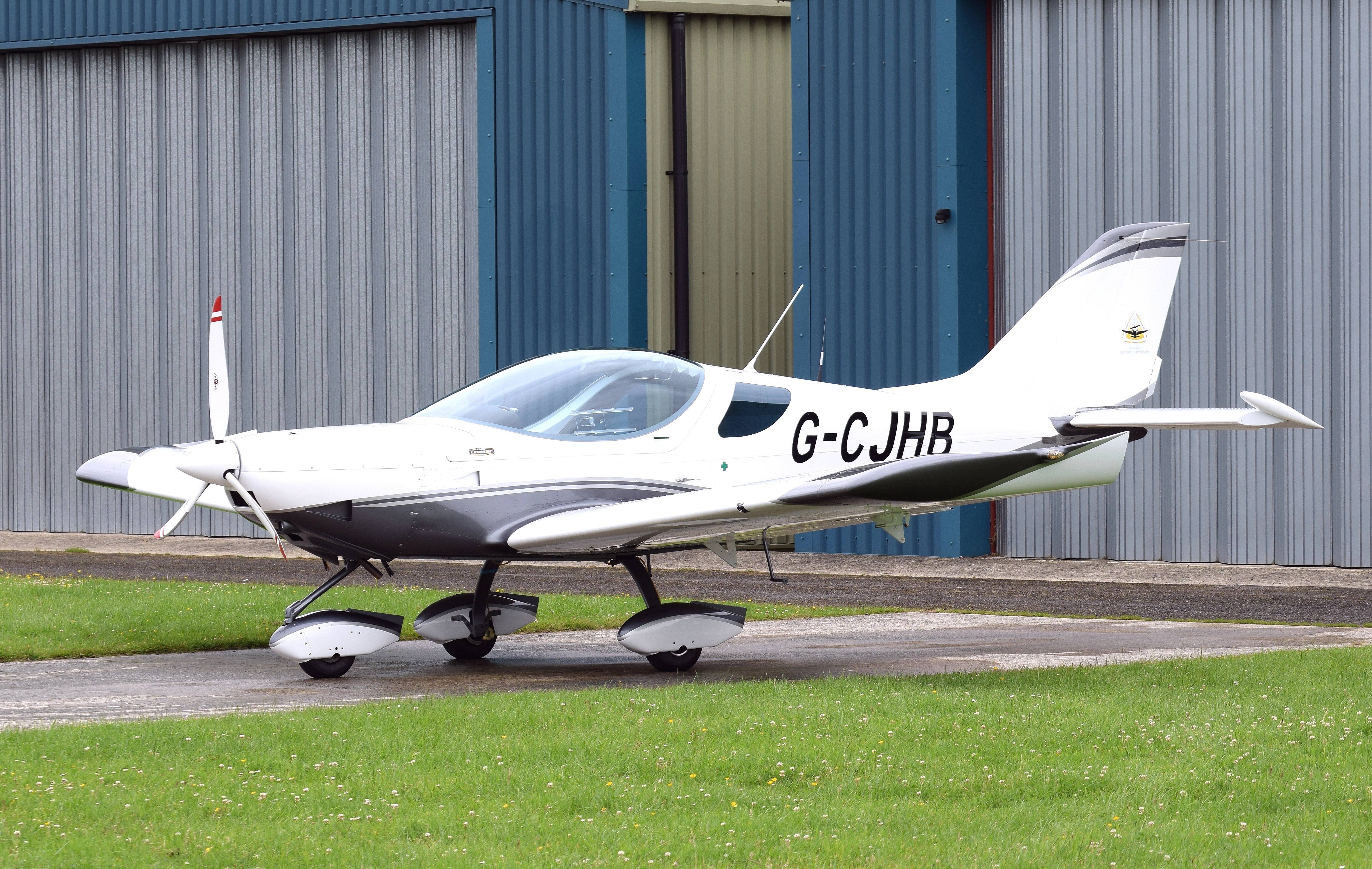 File:Czech Sport Aircraft PS-28 Cruiser (G-CJHB) at Cotswold Airport ...