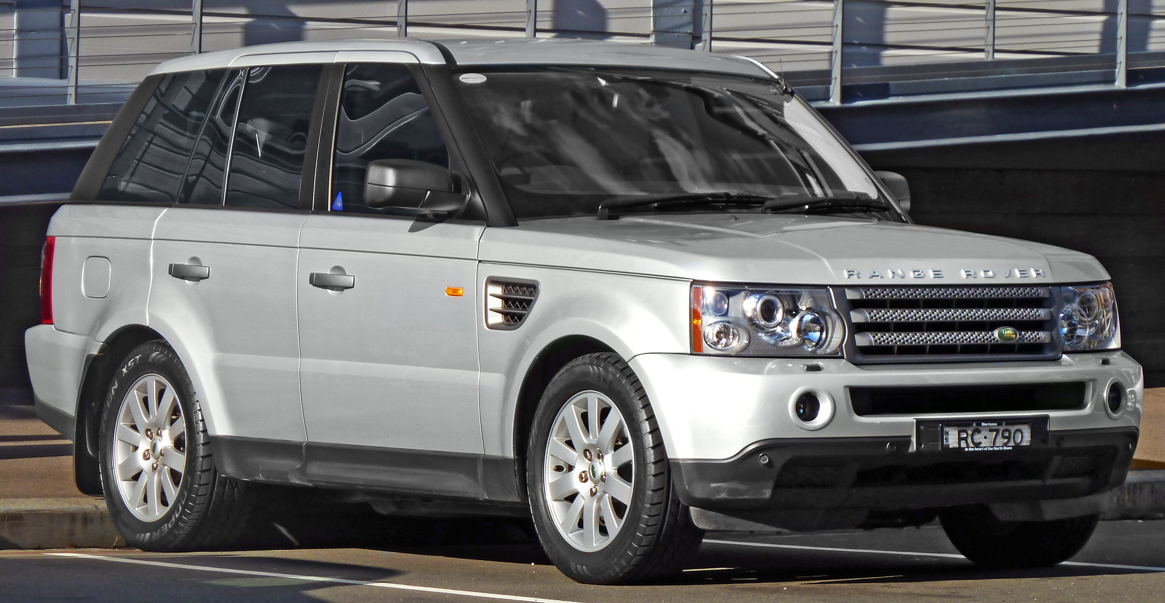 2011 Land Rover Range Rover Sport Photos, Informations, Articles ...