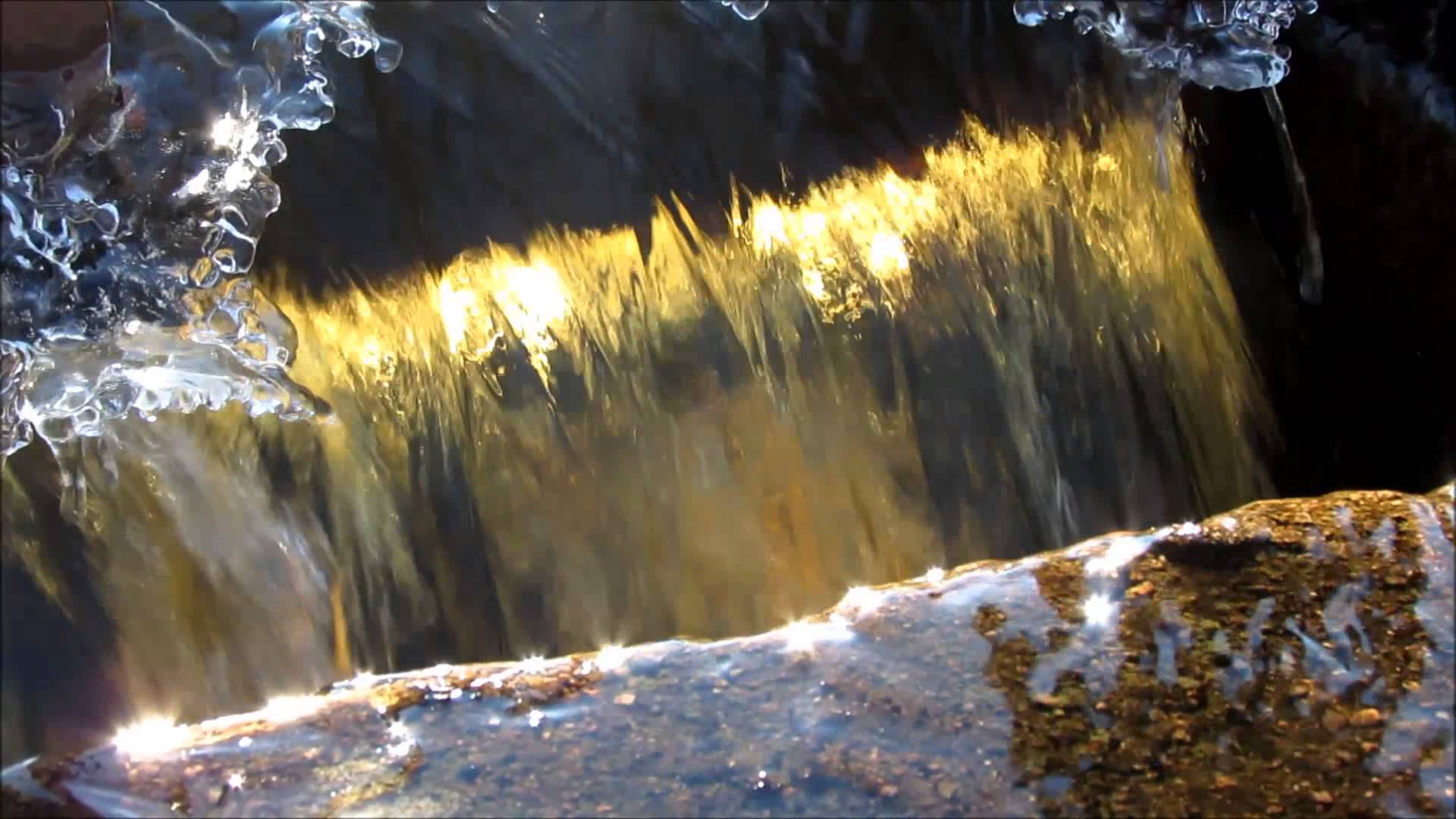 Spring River melting ice. - YouTube