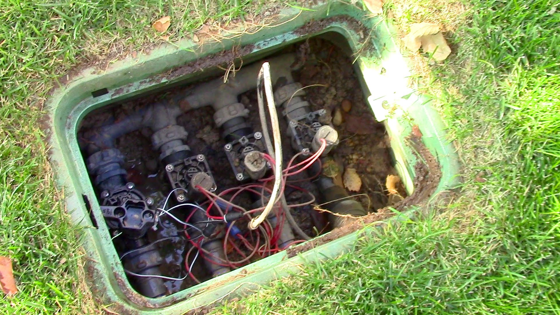 How to blow out (winterize) your sprinkler system - YouTube