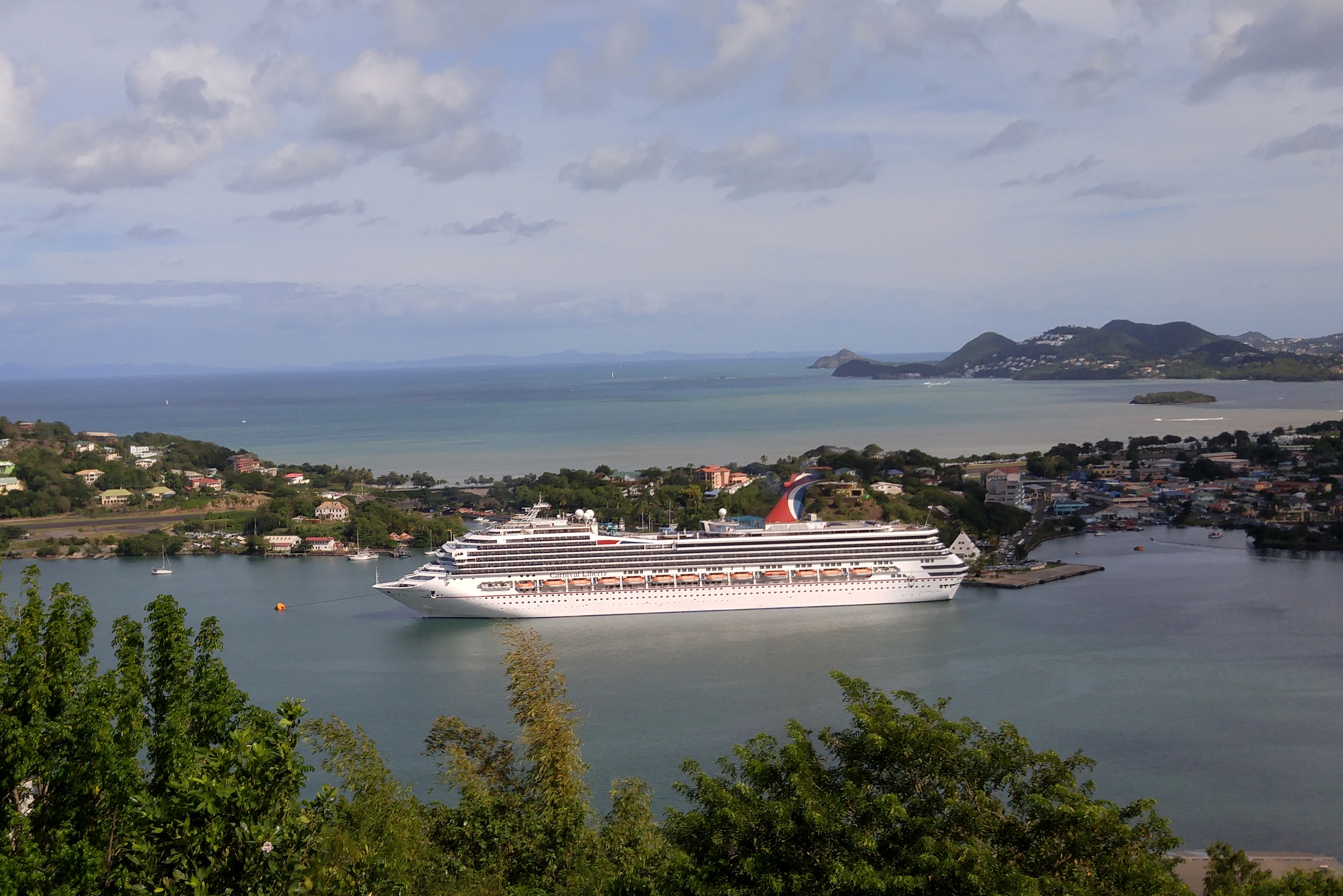 Things to do in St Lucia on a Caribbean Cruise