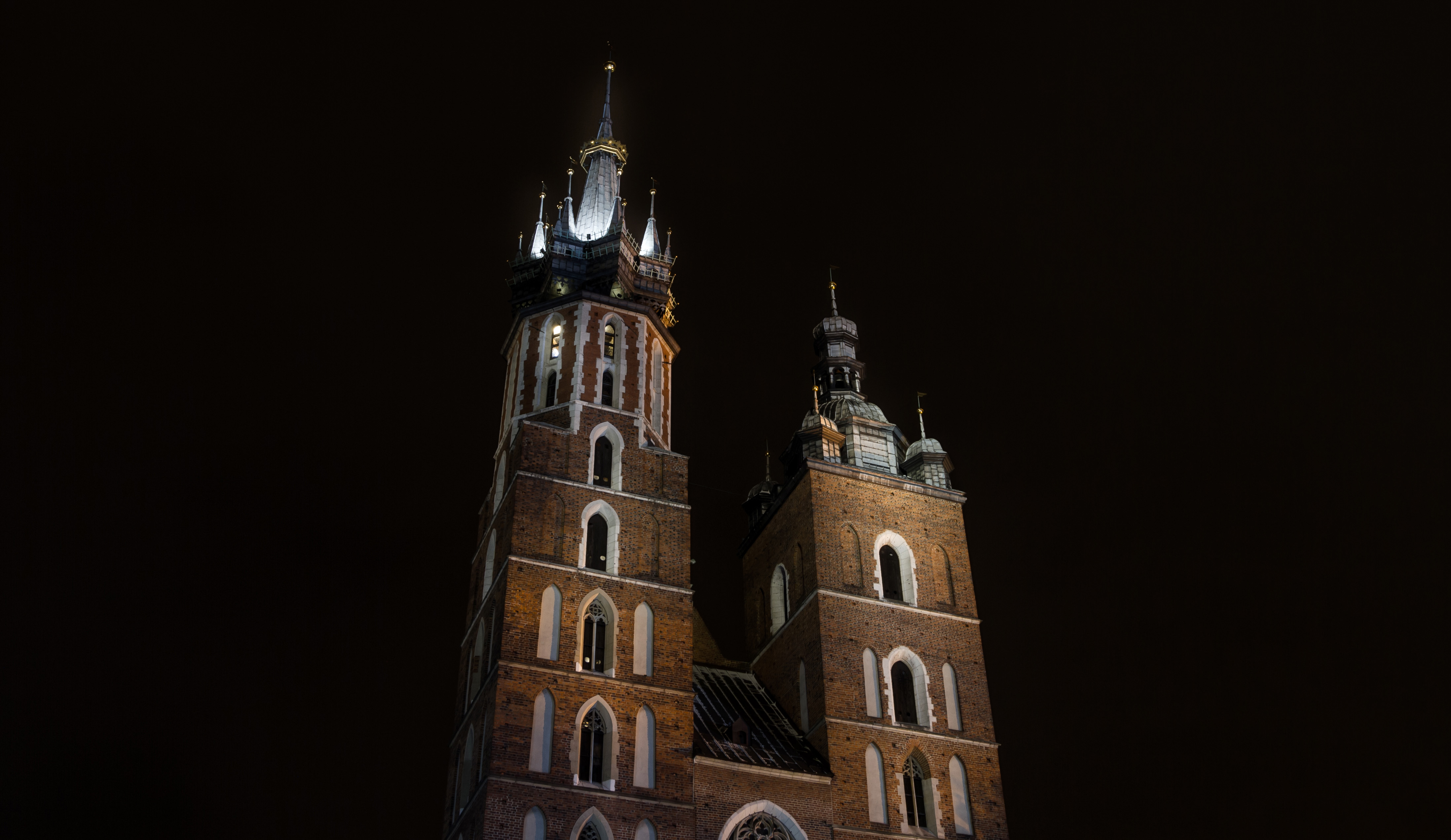St mary's basilica (kościół mariacki), krakow, poland photo