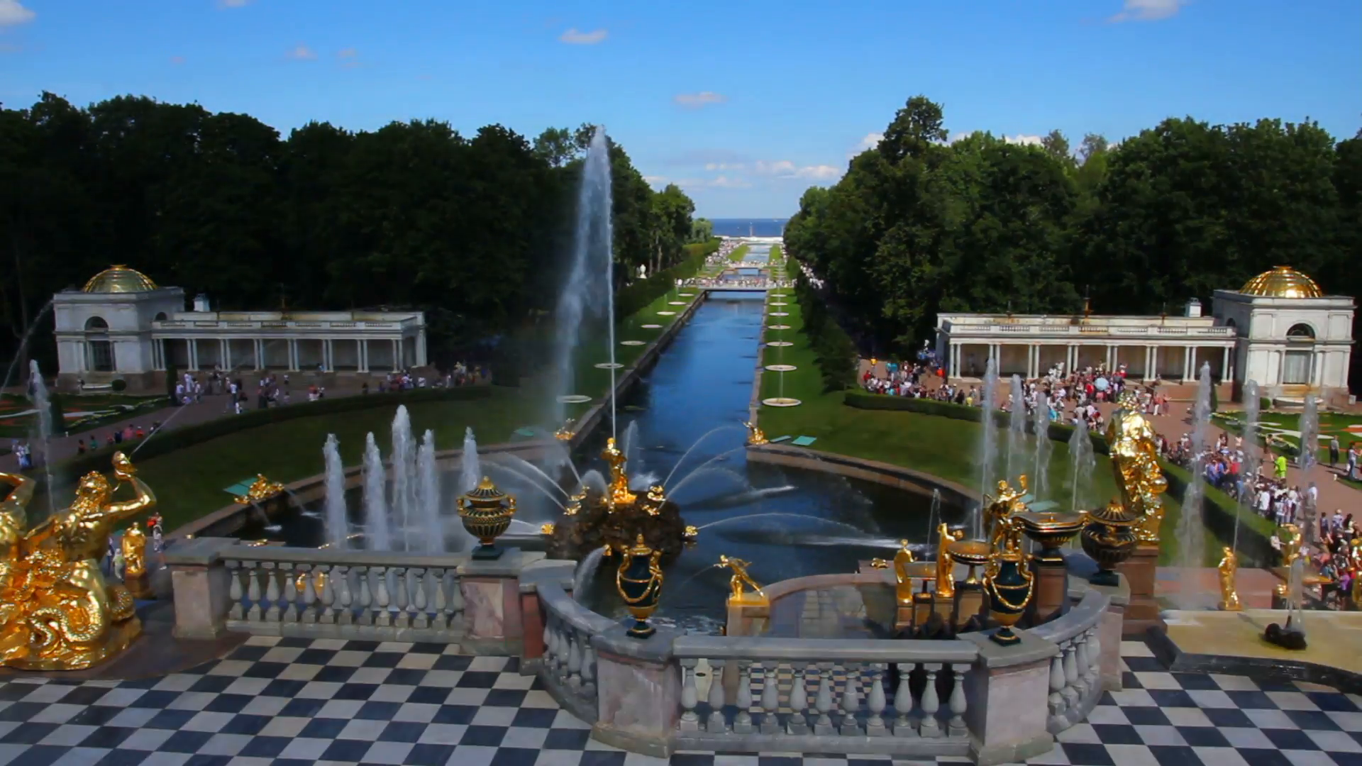 famous petergof fountains in St. Petersburg Russia - timelapse Stock ...
