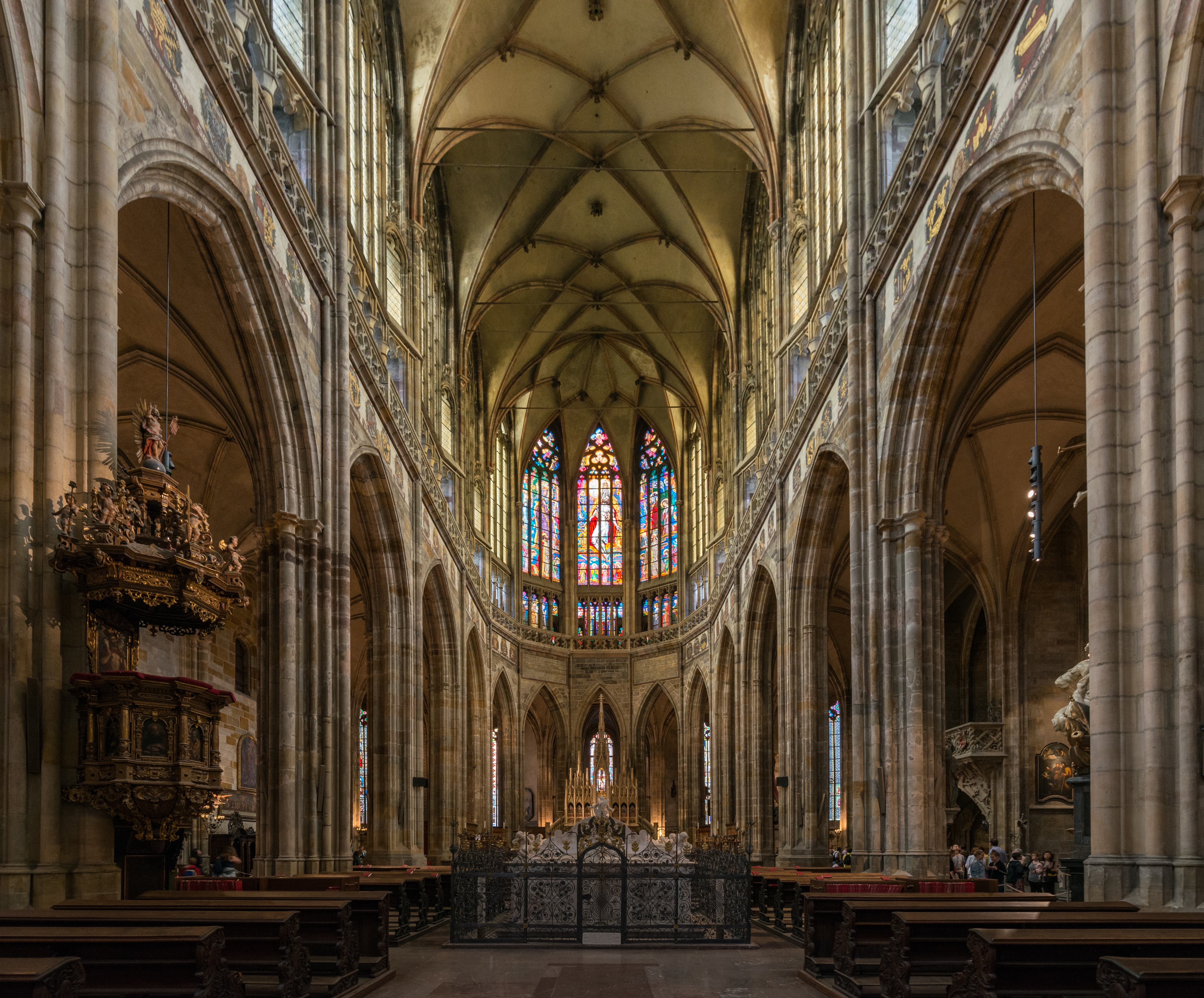 File:Interior of St. Vitus Cathedral, Nave, Prague 20160809 2.jpg ...