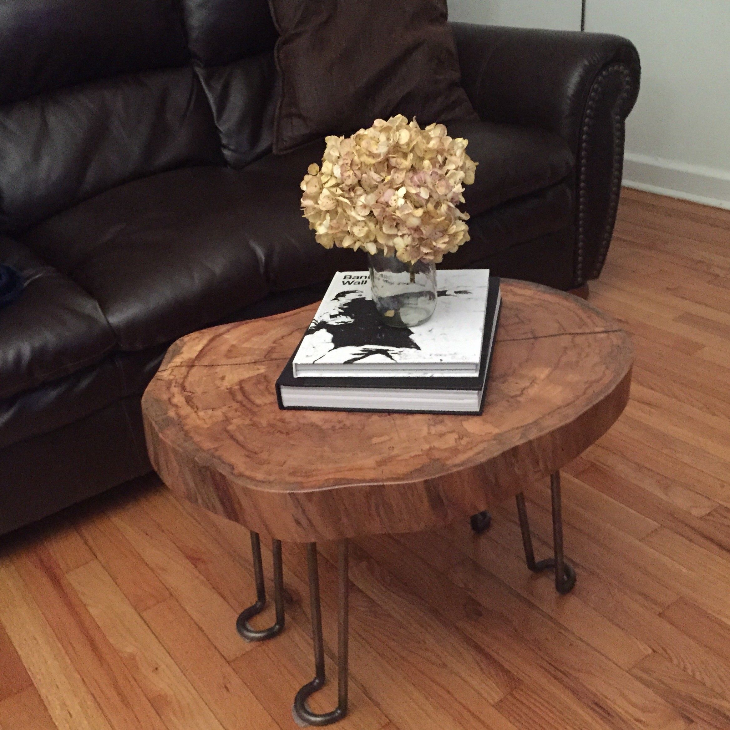 Home Decorating Art Oval Cut Log Slices And Tree Rounds Table Legs ...