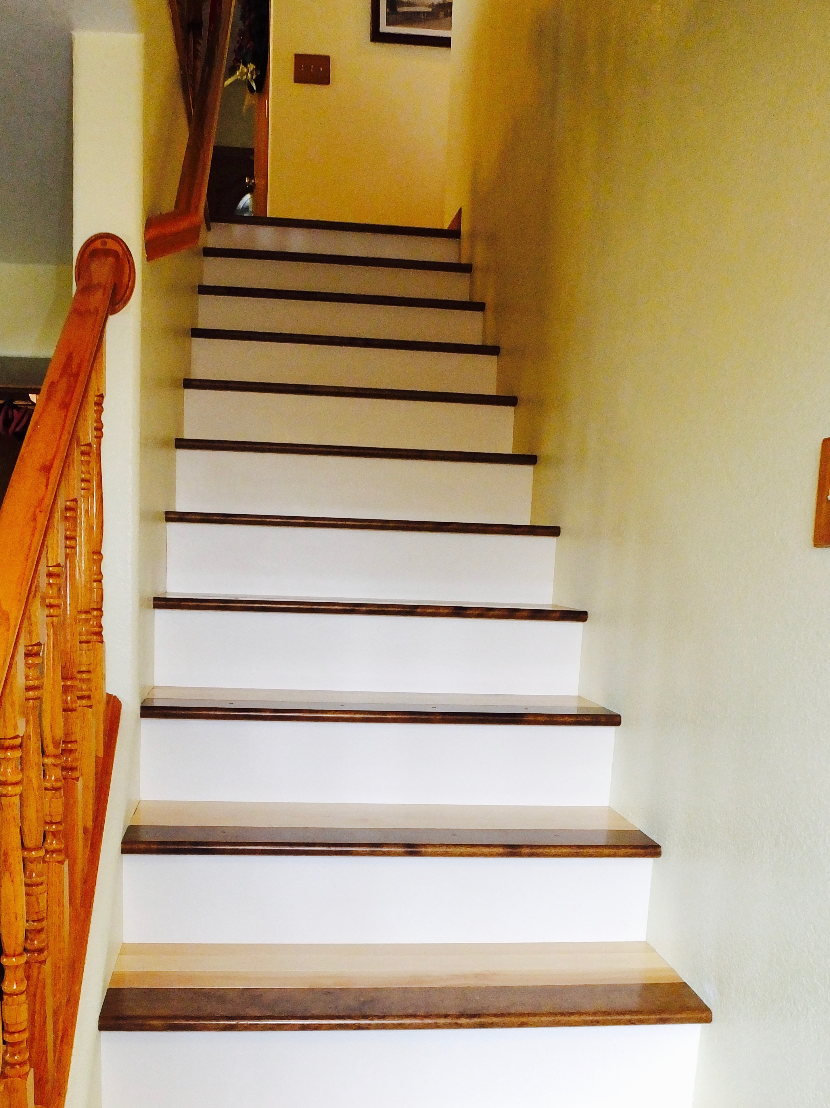 How To Update Carpeted Stairs Into A Wooden Staircase - Countryesque