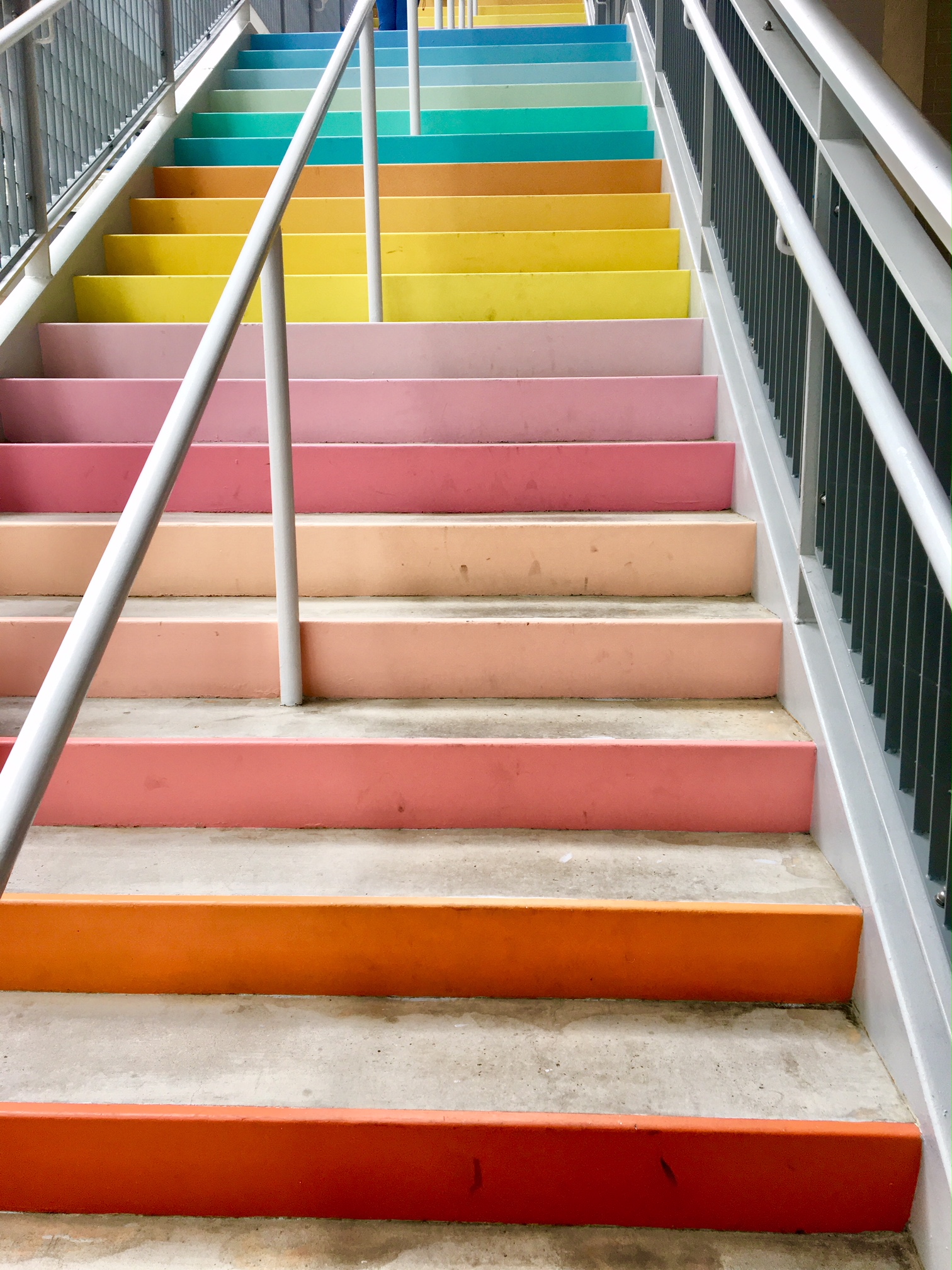 SugarAndClothColorWall RETURNS to Houston (with Rainbow Stairs too ...