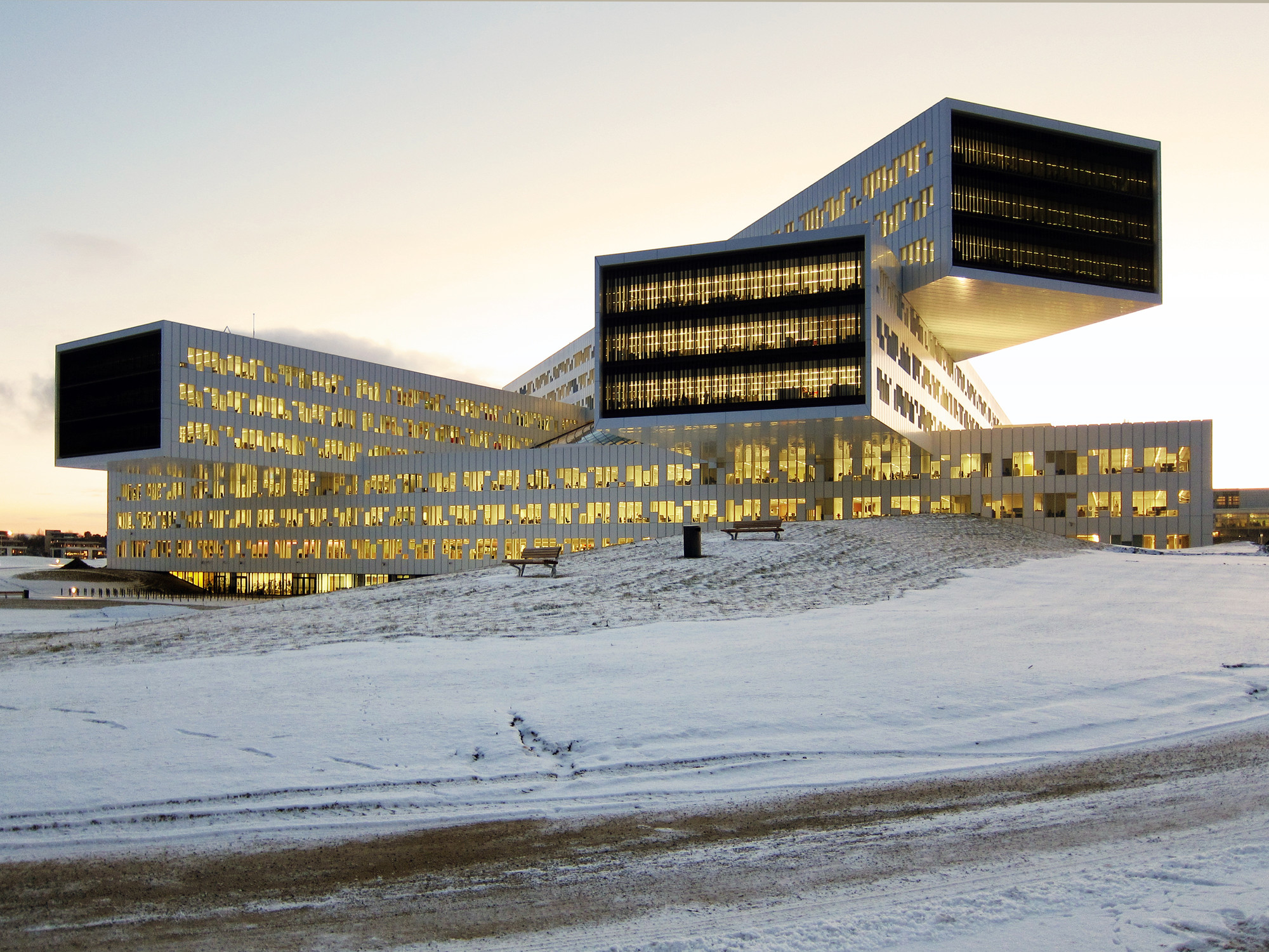 Statoil's office building photo