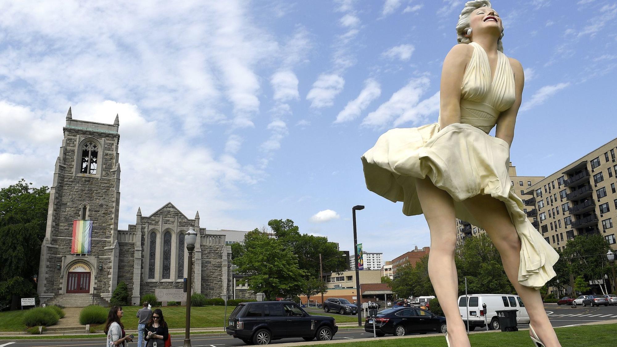 Some Like It Not: Marilyn Monroe Statue Has Stamford Church Venting ...