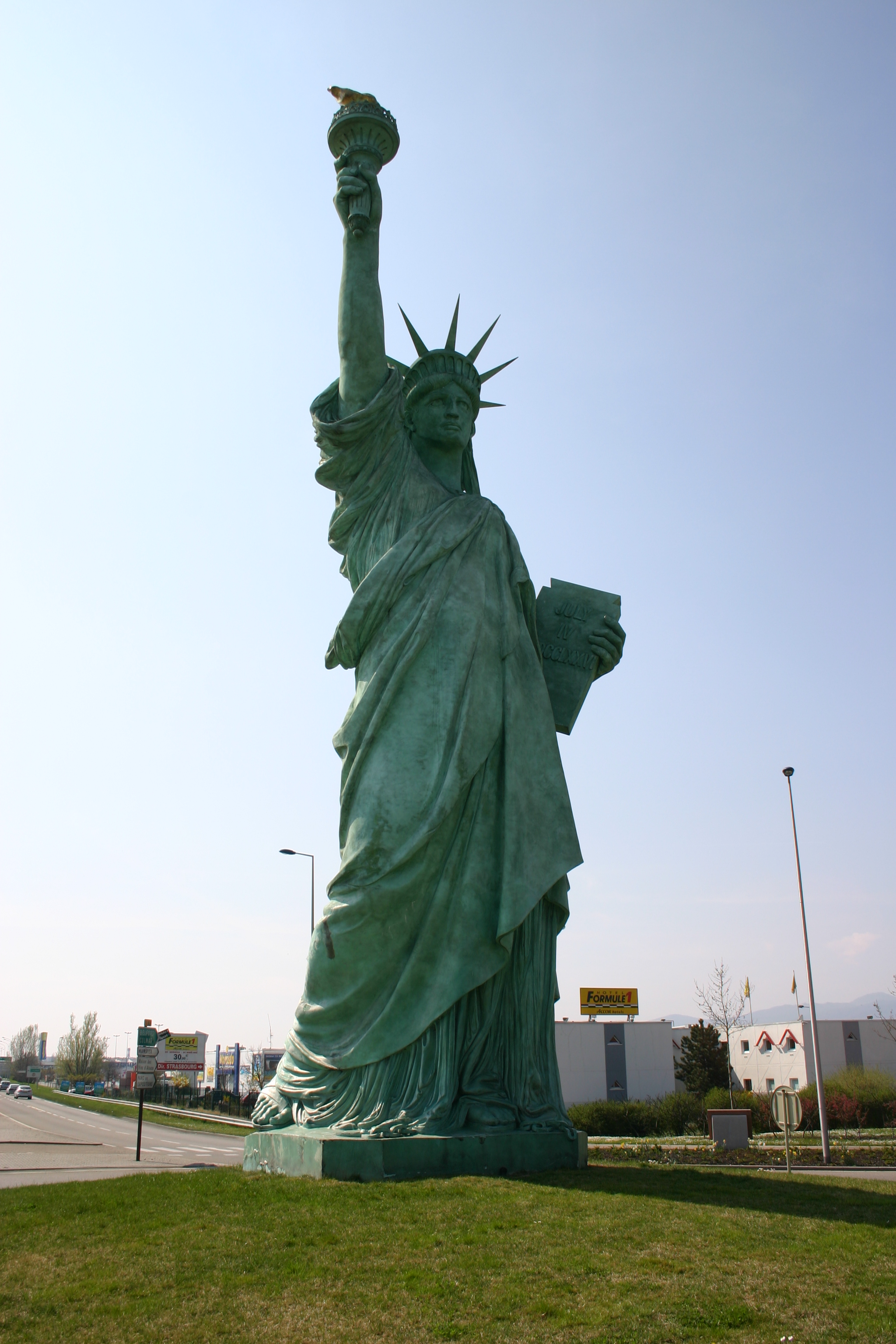 File:Statue of liberty colmar.jpg - Wikimedia Commons