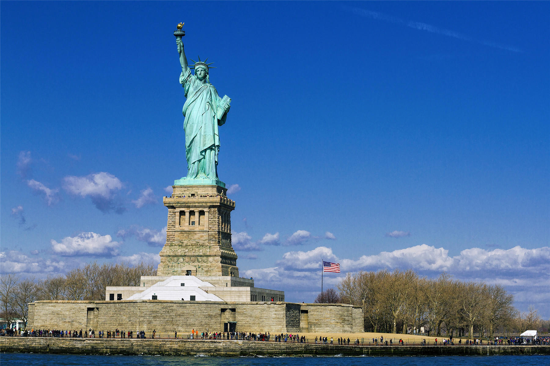 Complete Lower Manhattan Tour: Statue of Liberty, Ellis Island And ...
