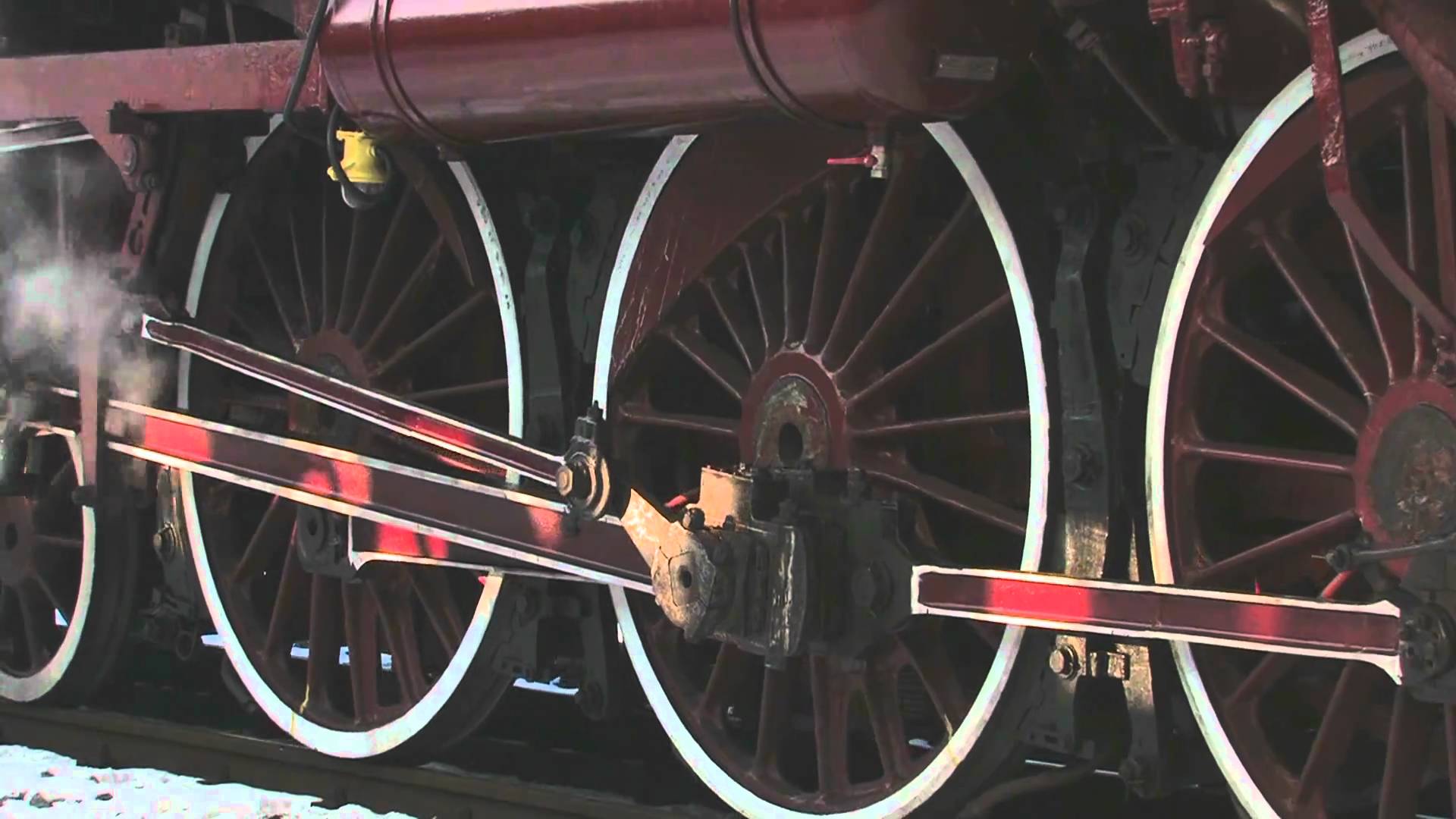 BDZ steam engine class 05.01 - wheel spin - YouTube