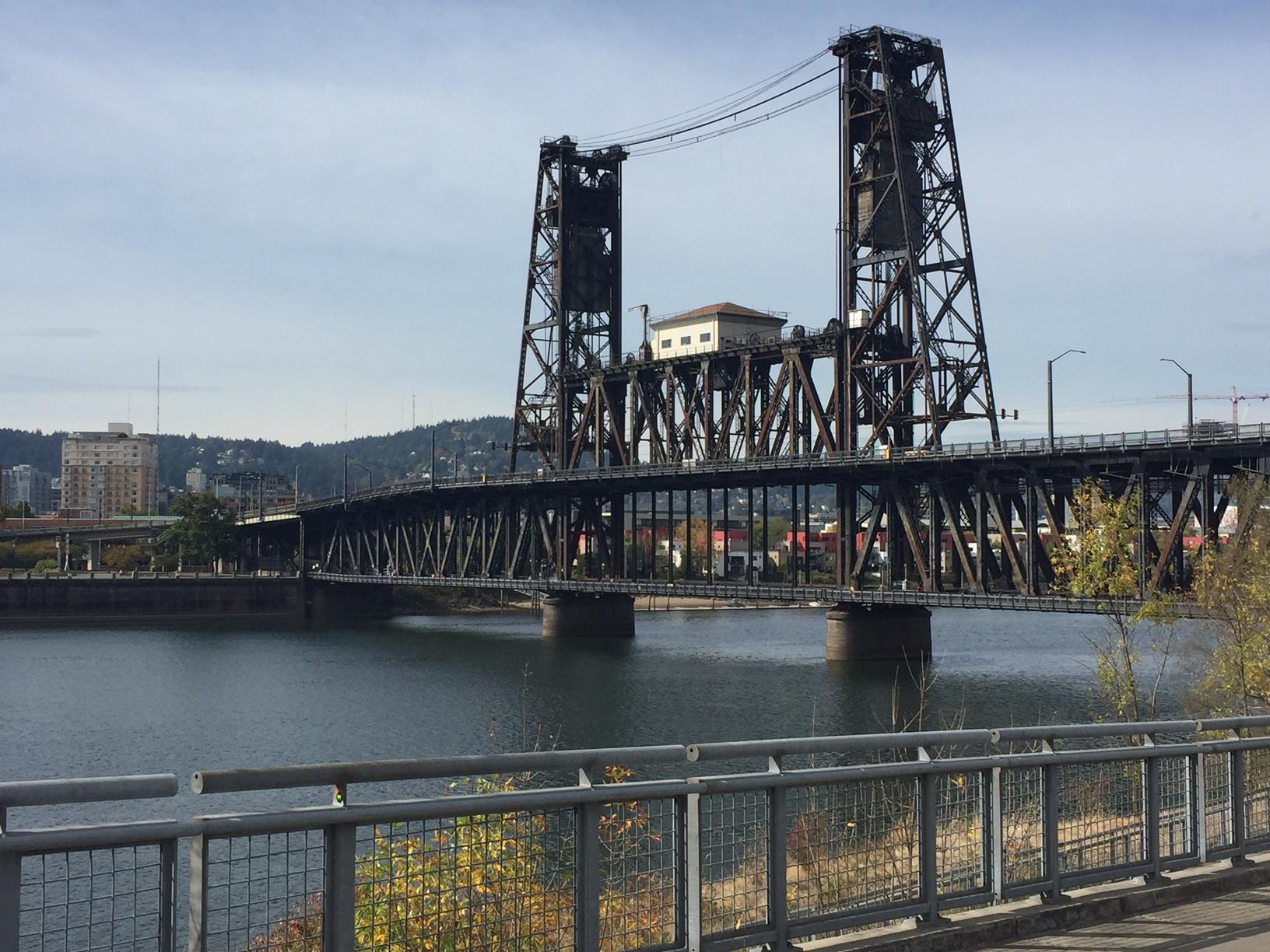 UP: Union Pacific Railroad Replacing Steel Bridge Electrical System