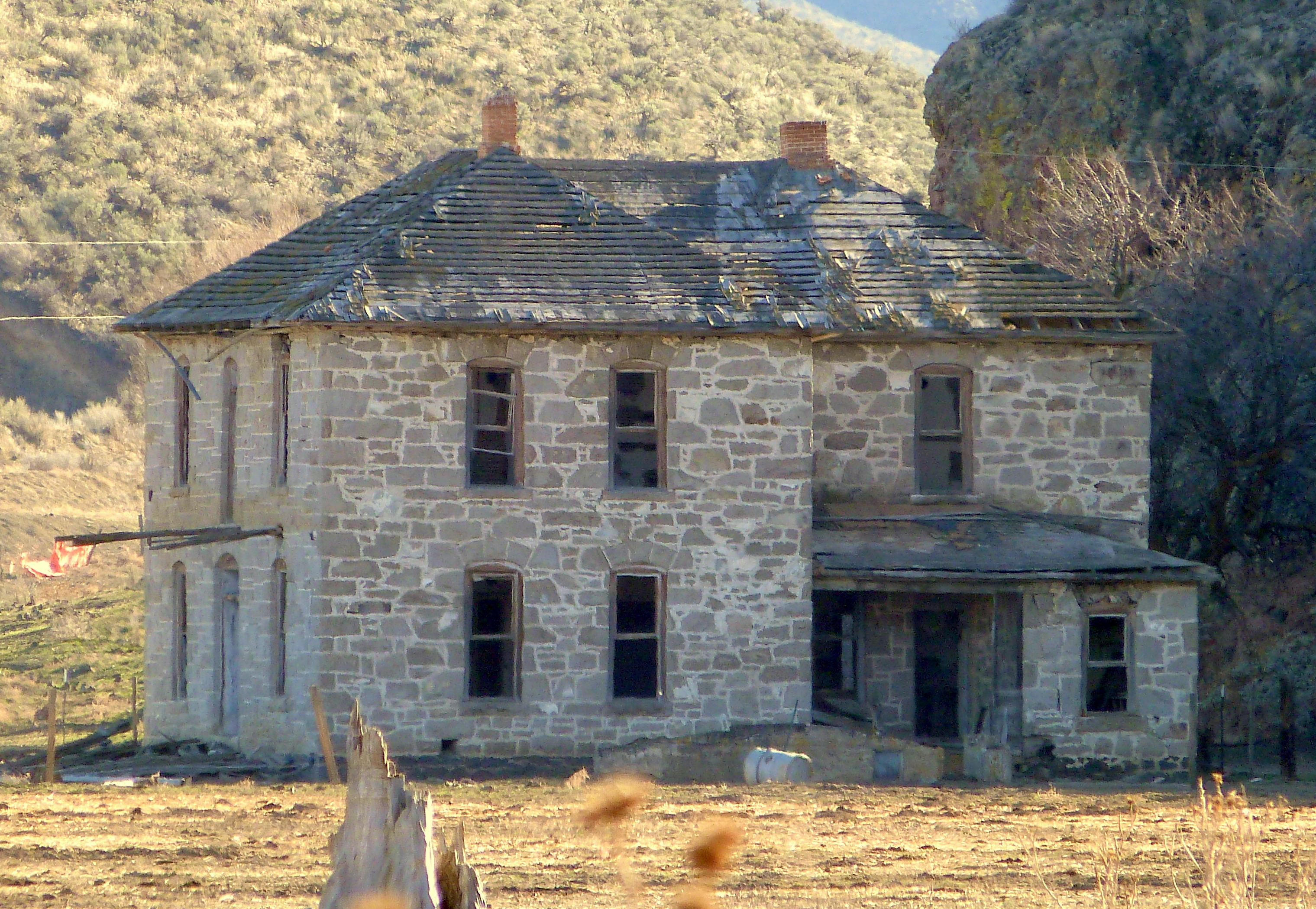 File:Hart Stone House 2 - Westfall Oregon.jpg - Wikimedia Commons