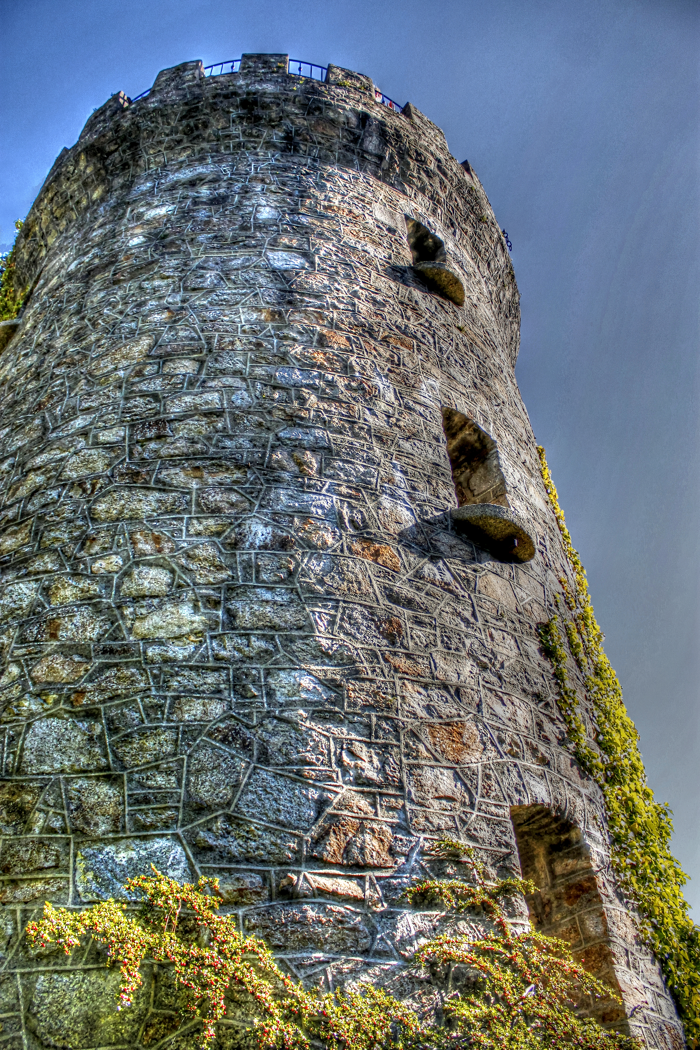 File:Stone tower (8061918730) (2).jpg - Wikimedia Commons