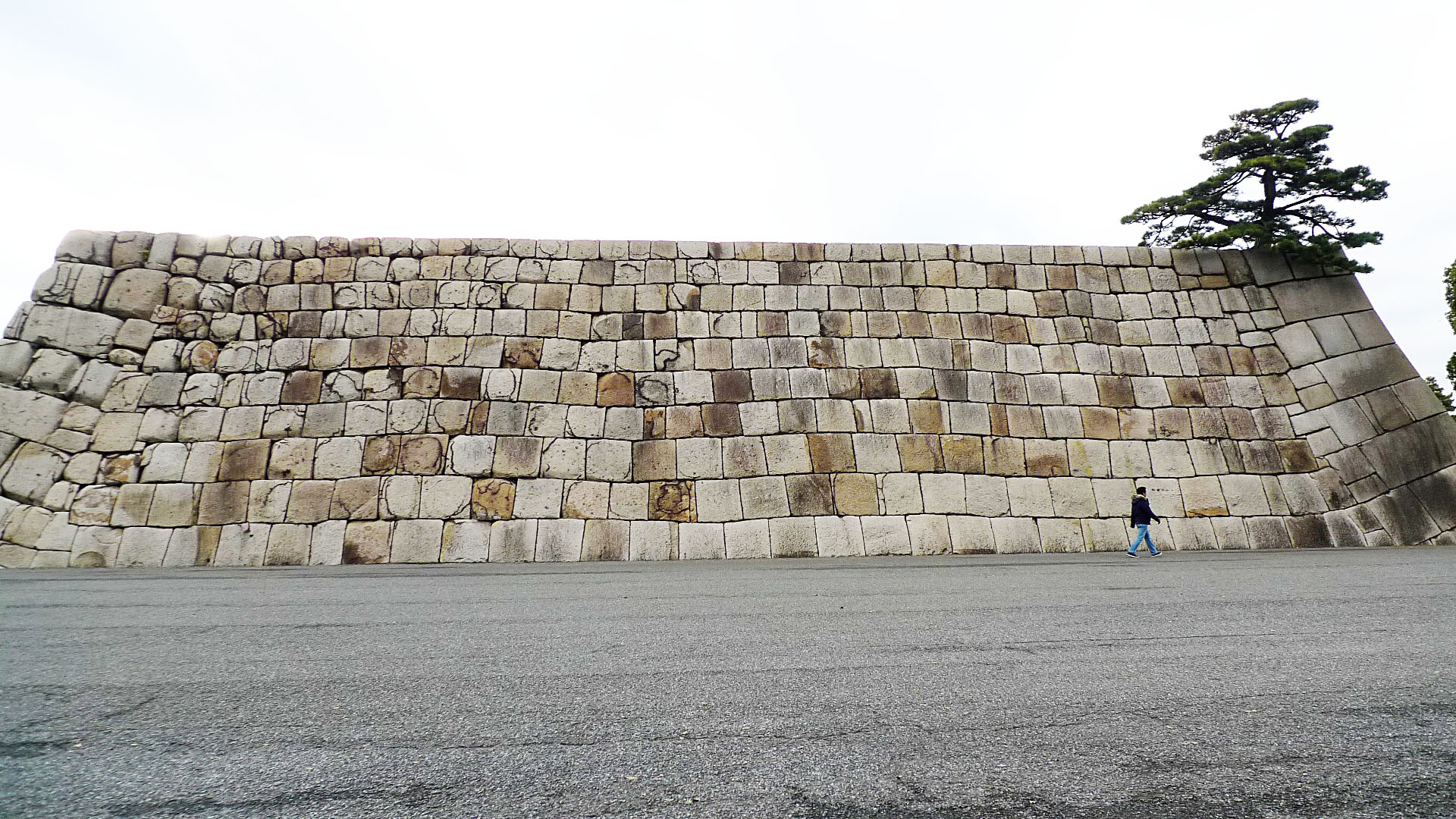Could The Imperial Palace In Japan Sit On An Older Ancient ...