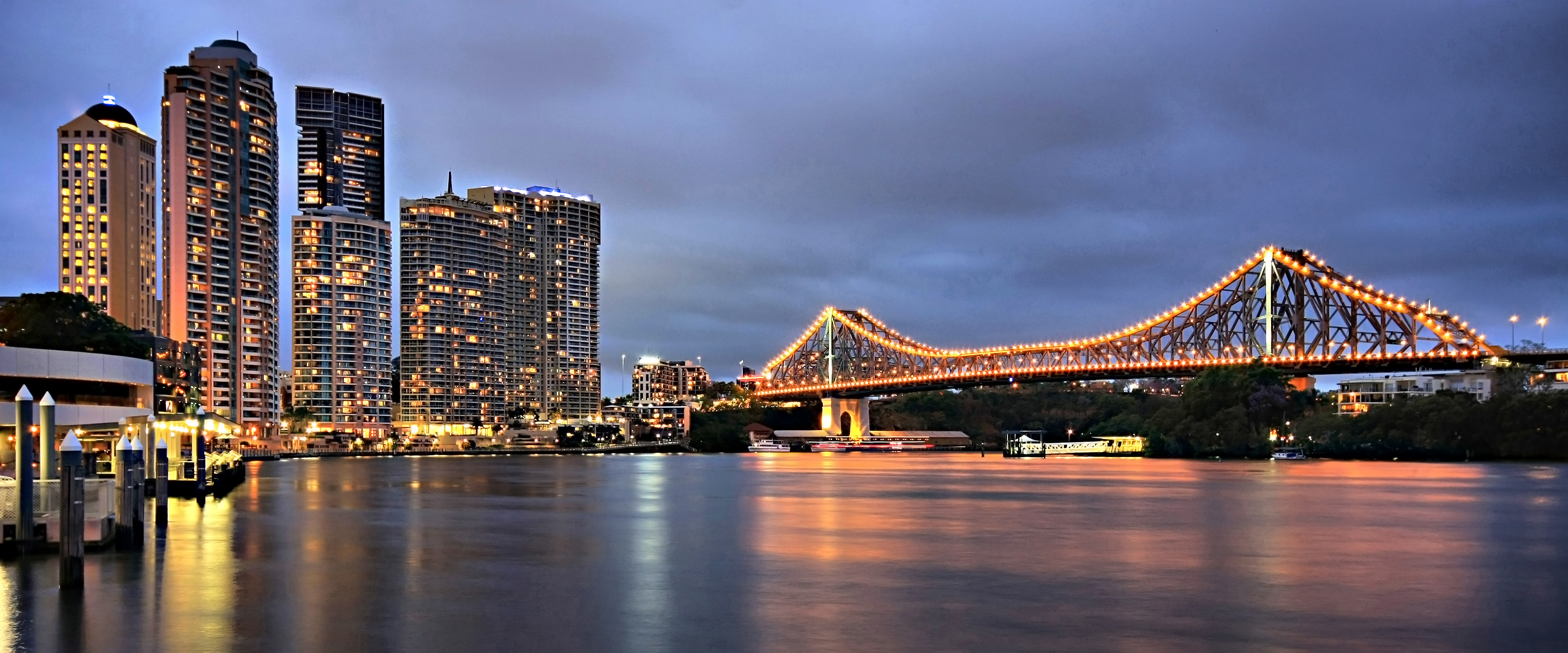 Brisbane, Story Bridge | Julie-Anne Smith Photography