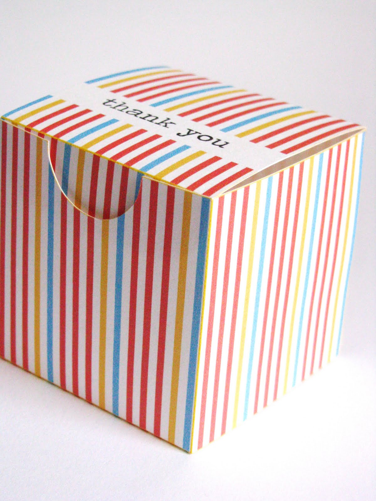 Yellow Mums: FF-Striped Birthday Favor Box