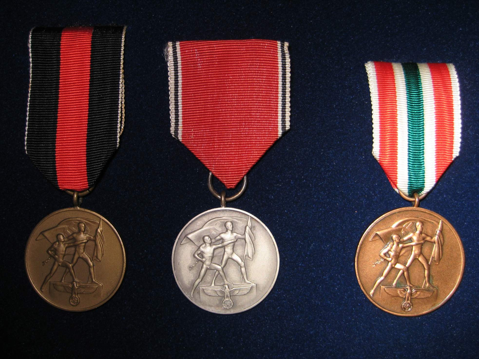 Oktober 1st 1938 cased Sudetenland medal