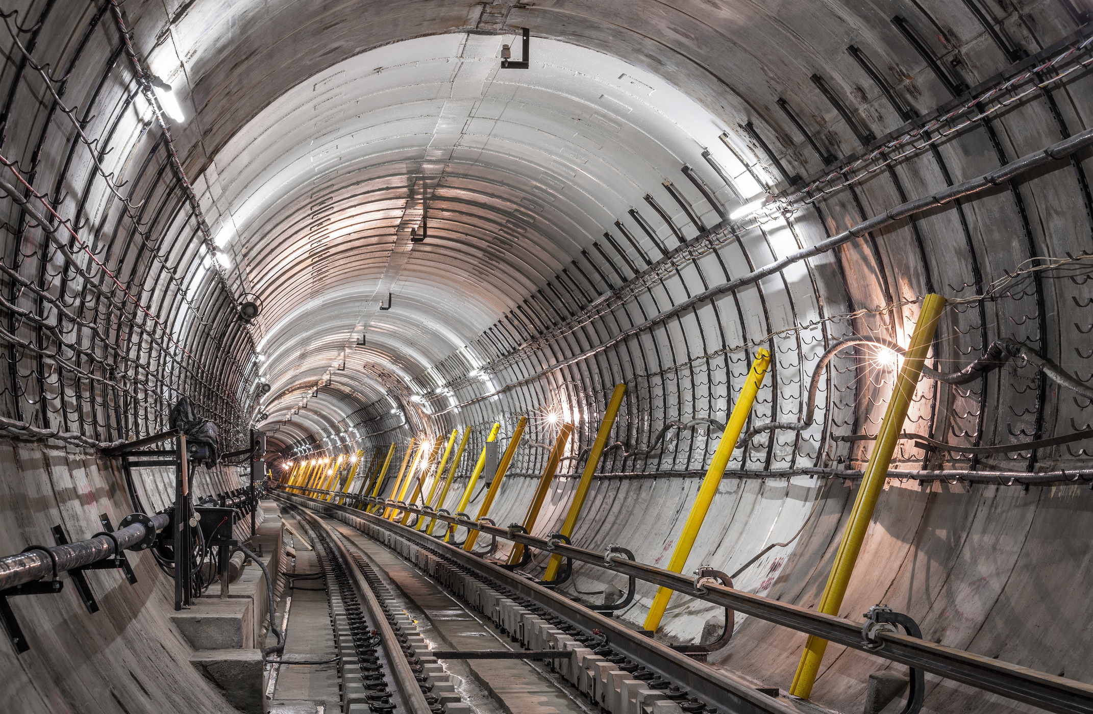 The construction of the subway tunnel - Optics11