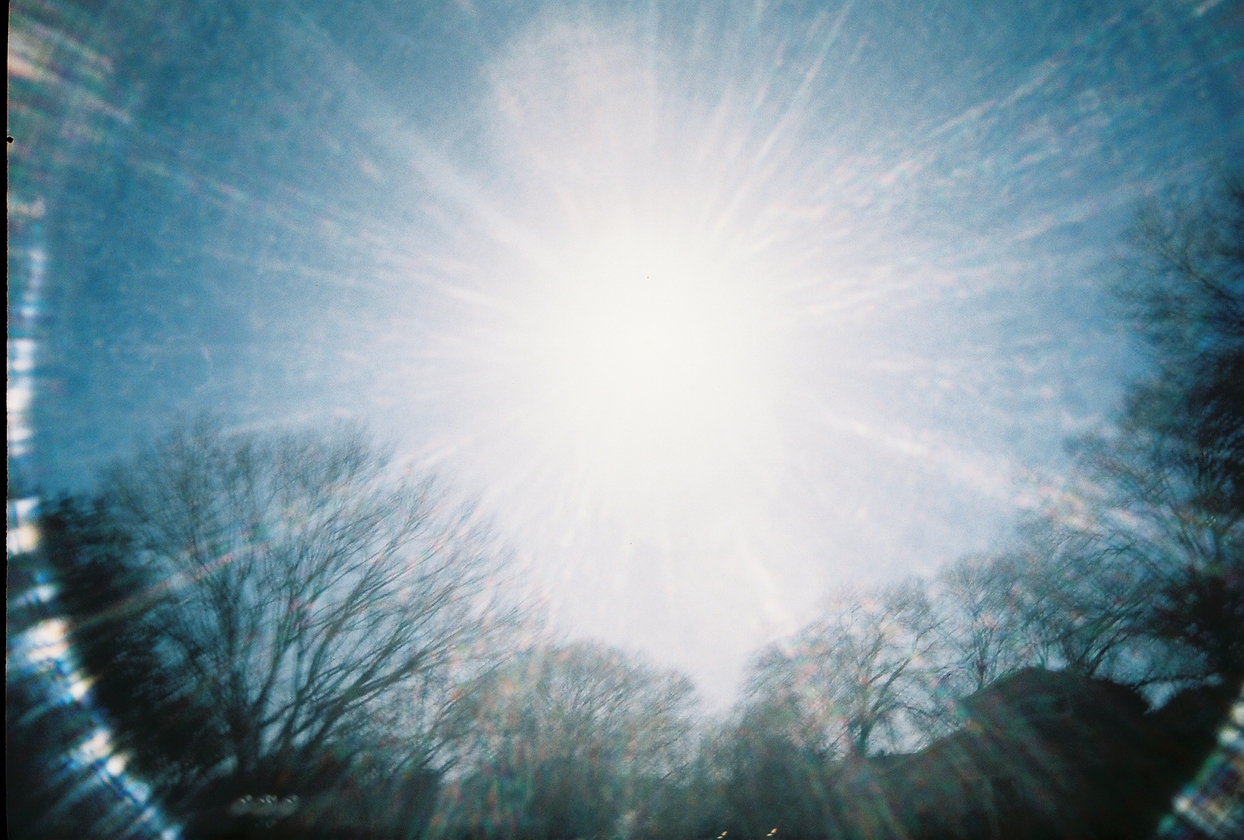 sun glare by An Ceann Corr on flickr - Image Journal