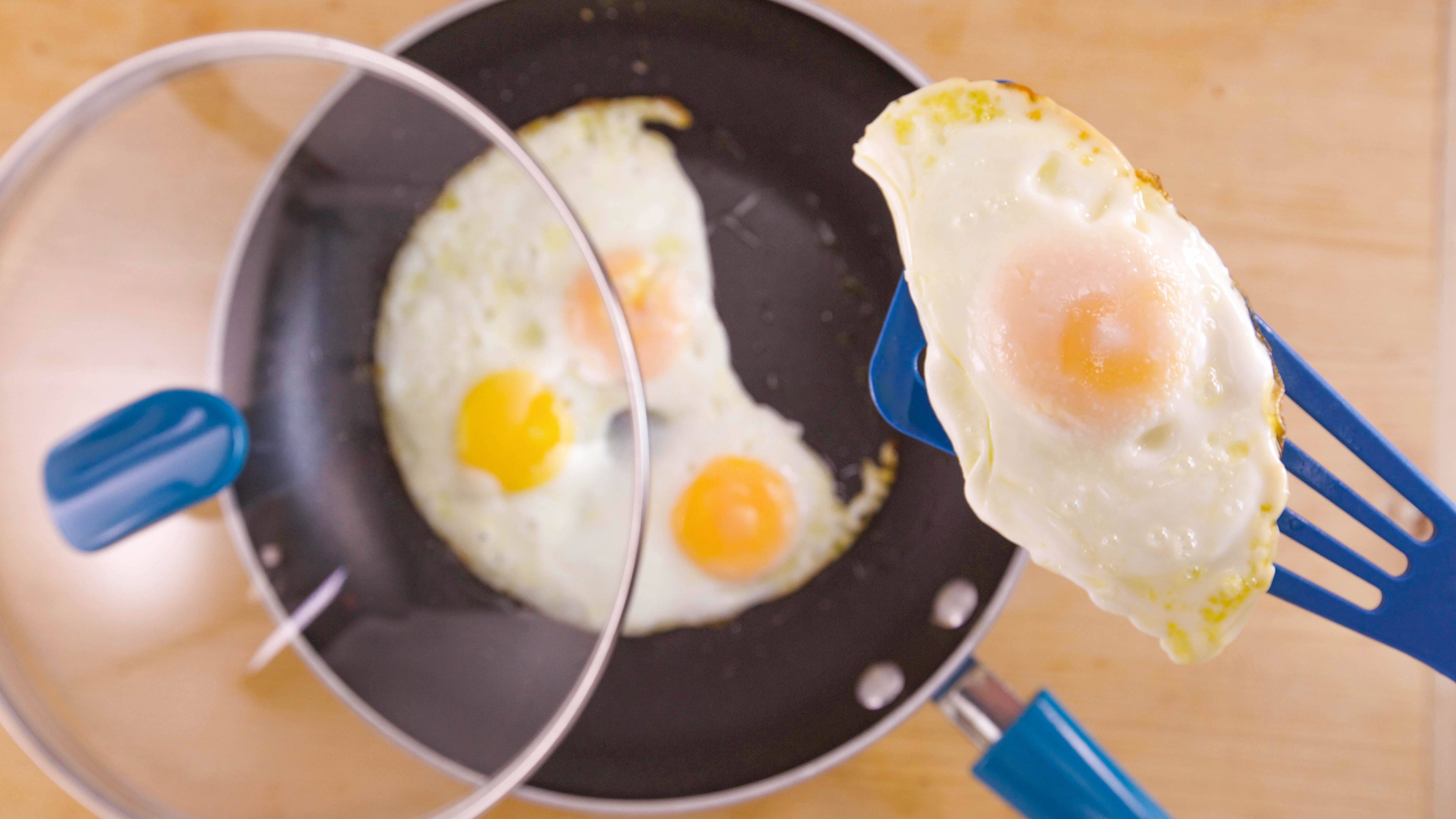 Sunny-Side Up Fried Eggs Recipe