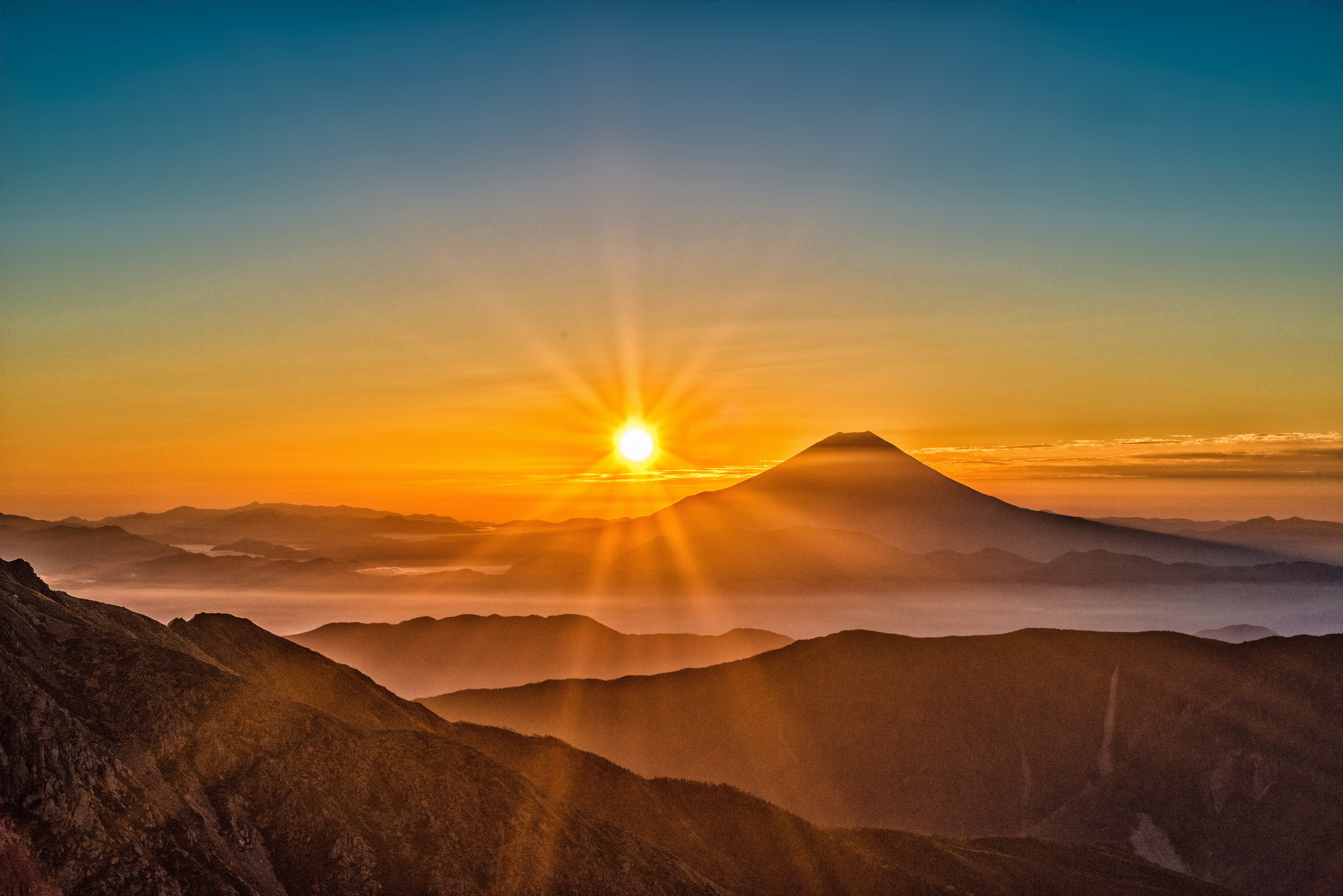 Sunrise over the Mount Fuji in the mountain landscape, Japan image ...