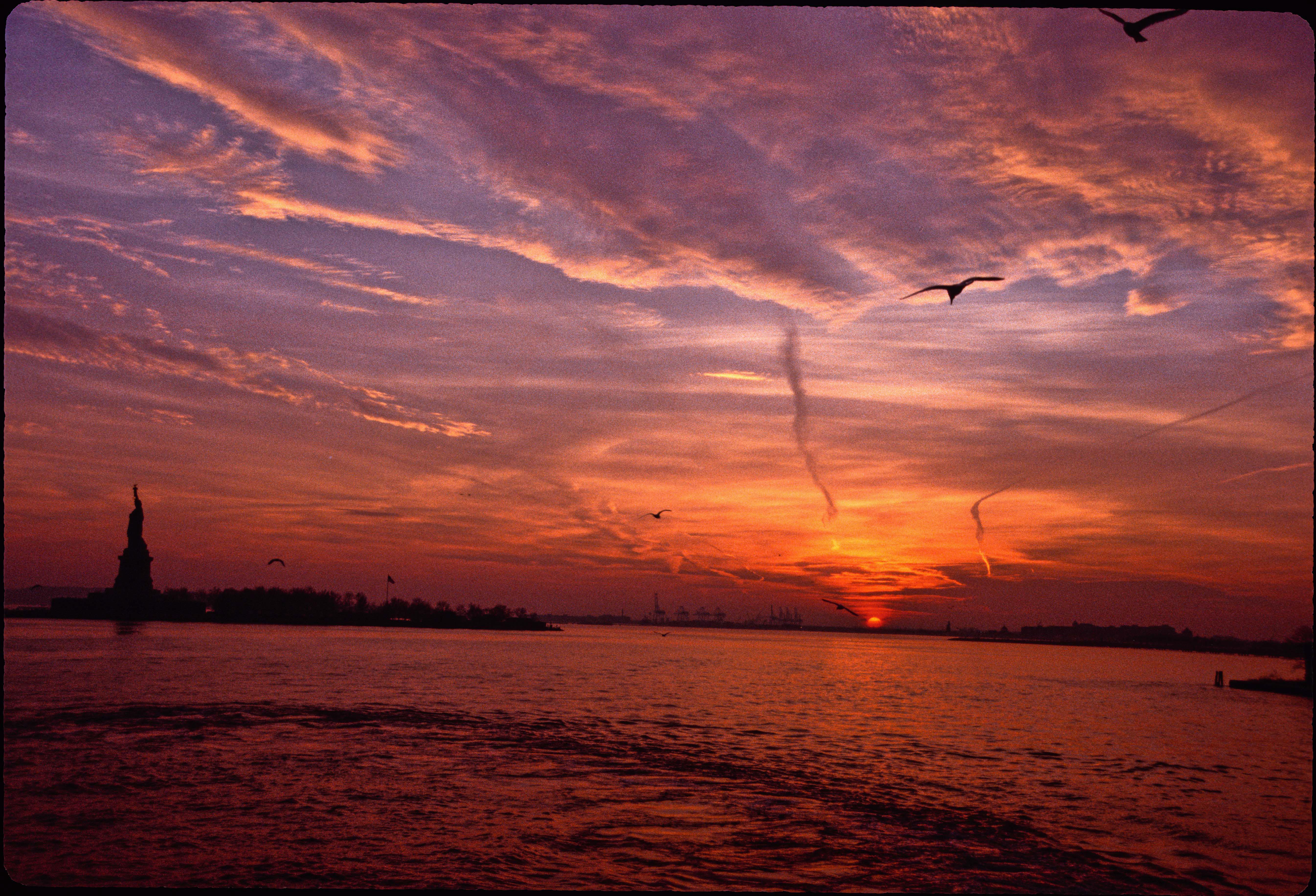 New York Sunset 1/1/2000 | photobackstory